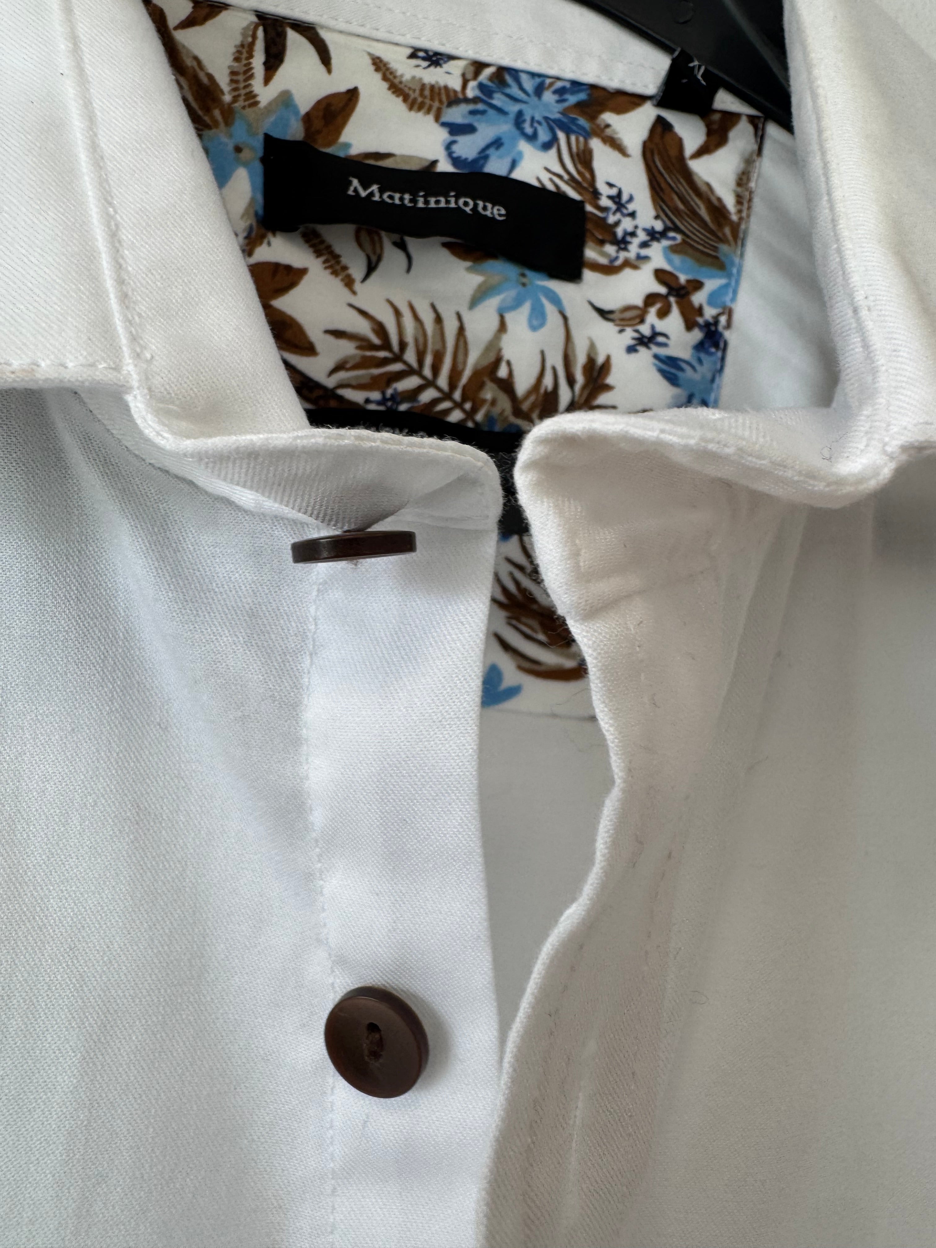Matinique Easy-Care Hemd – Weiß, XL, Florale Details, Guter Zustand