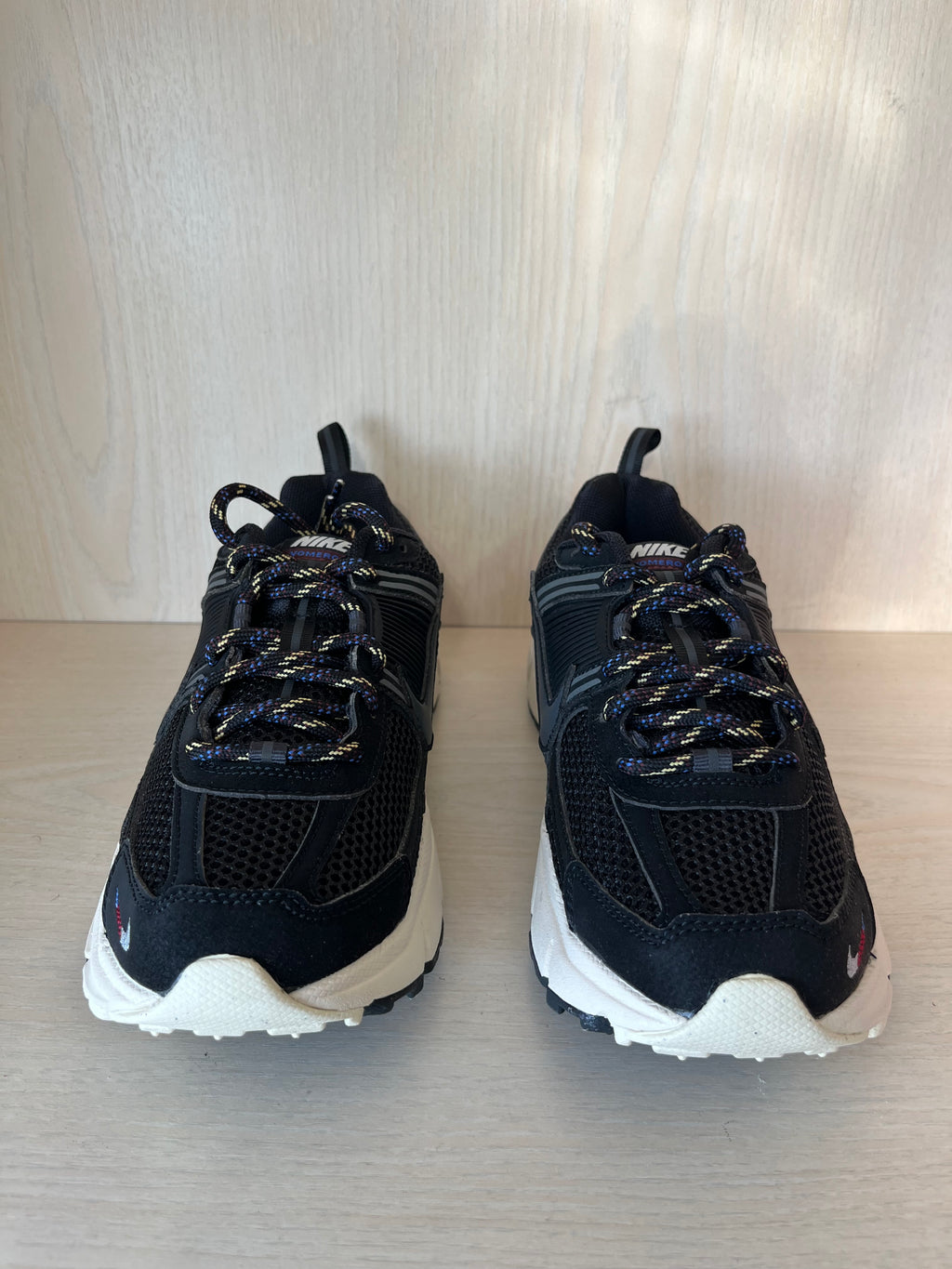 Nike Vomero 5 GS Black/Soft Pearl – EU 39 New