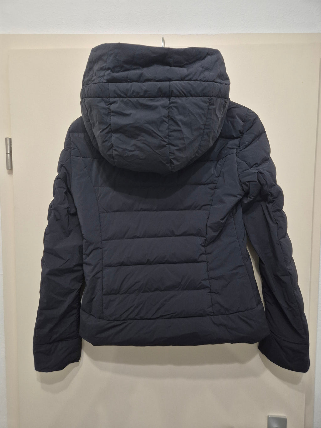 Dekker Women's Hooded Down Jacket IT 40/EU 36 Black, Good Condition