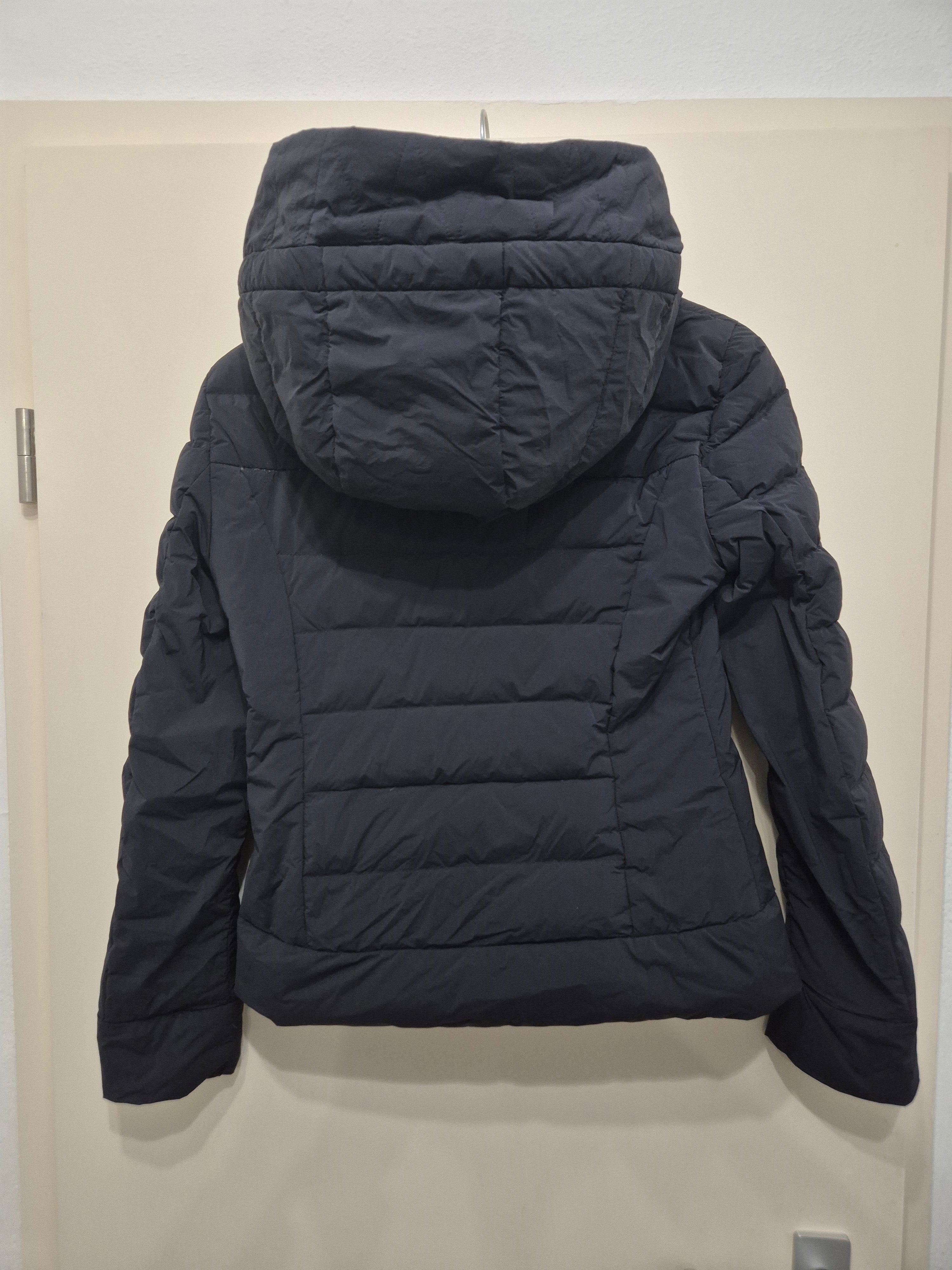 Dekker Women's Hooded Down Jacket IT 40/EU 36 Black, Good Condition
