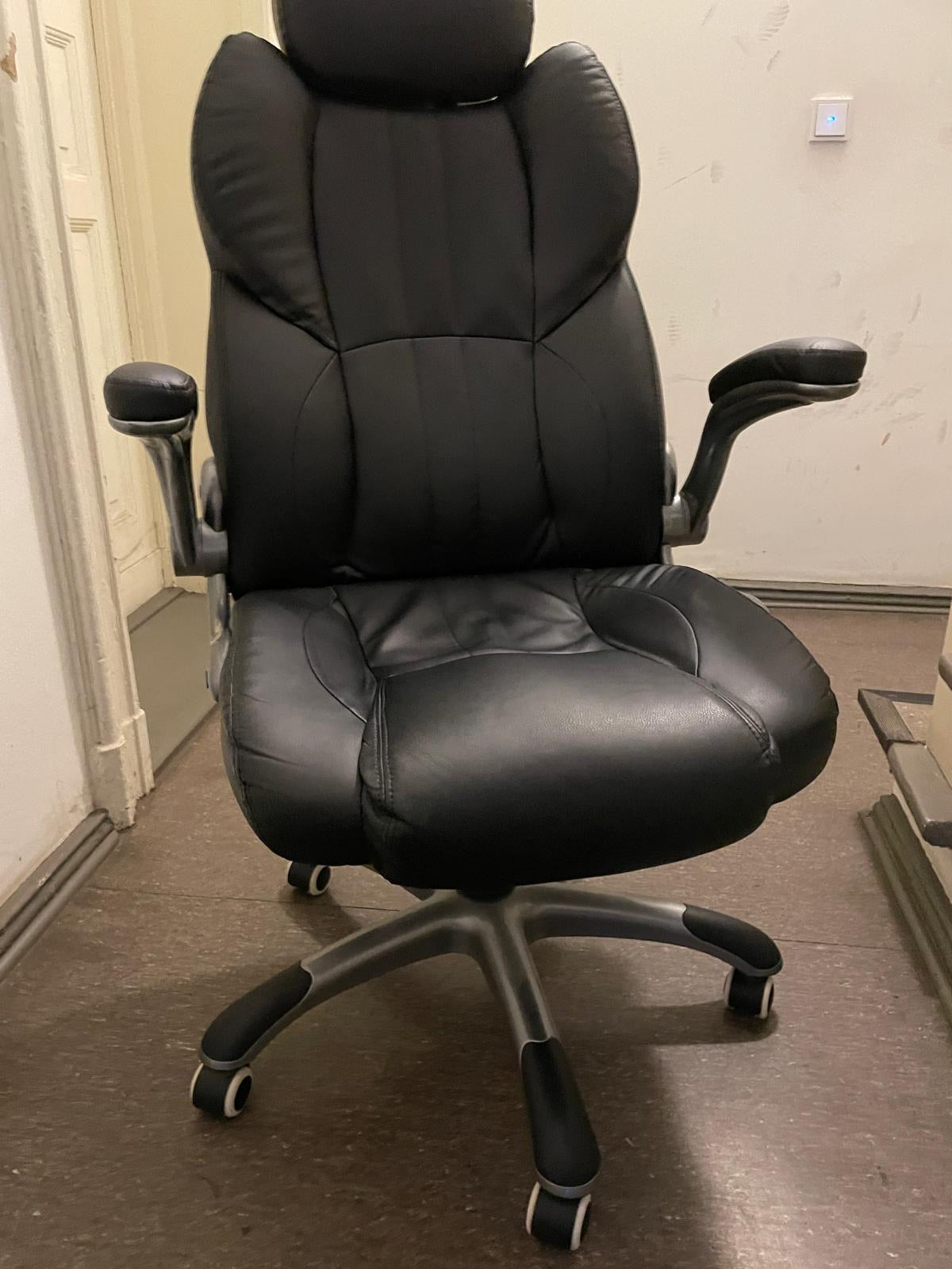 Serta Smart Layers Brinkley High-Back Office Chair Black Bonded Leather, Good