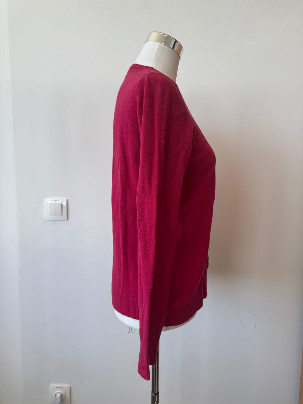 Stile Benetton Extra-Fine Merino Wool Cardigan Red Crew Neck Good Condition