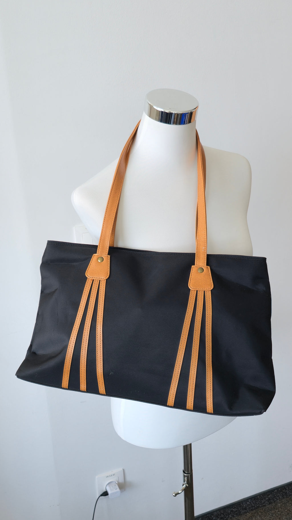 Marc Chantal Black Medium Nylon Tote Bag – Very Good Condition, Roomy & Light