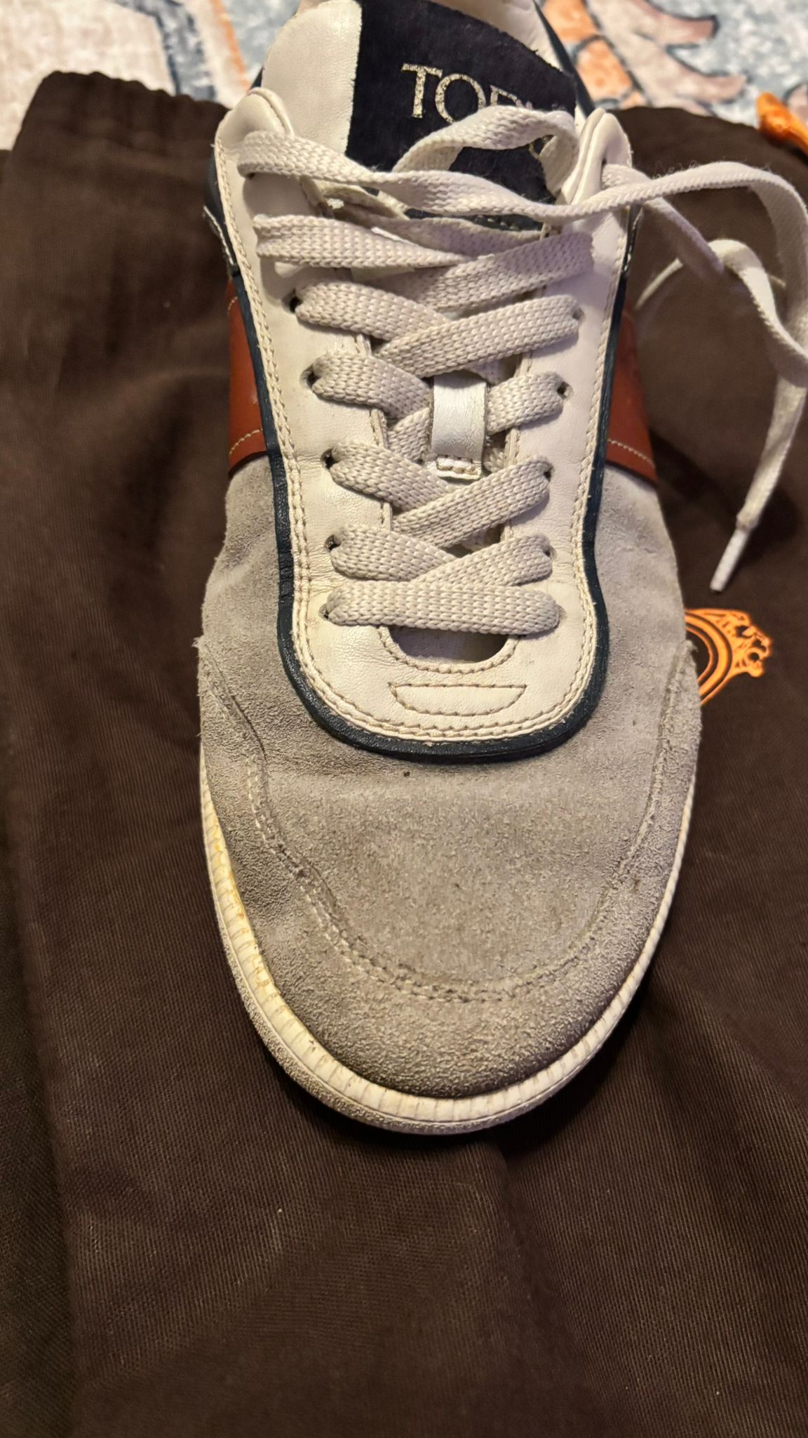 Tod’s Leder/Wildleder Sneaker Grau-Blau-Rot EU 41.5 mit Dustbags, Zustand: Stark genutzt