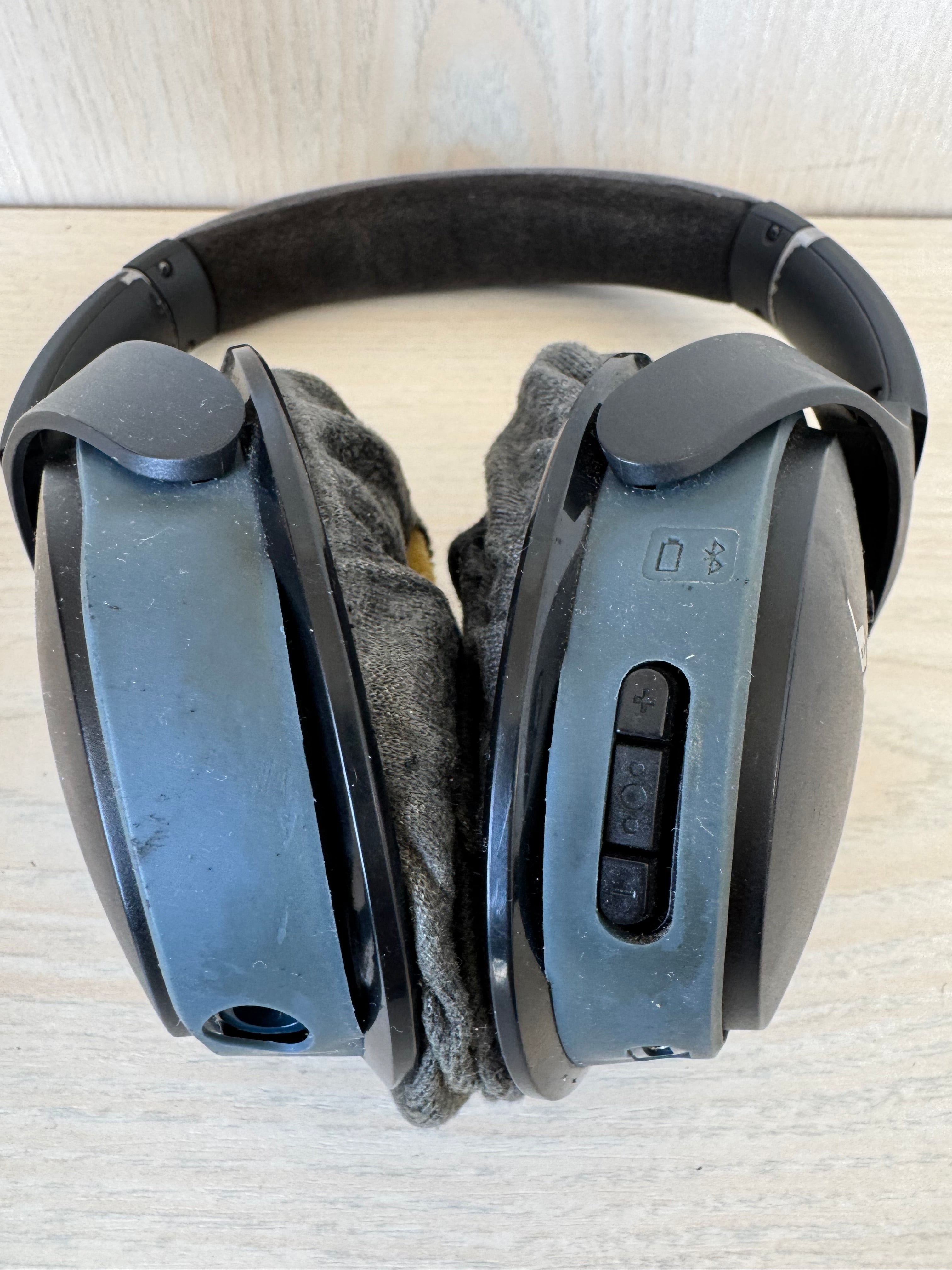Bose SoundLink Around-Ear II Wireless Kopfhörer Schwarz (Ohne Kabel, Zustand: Schlecht)