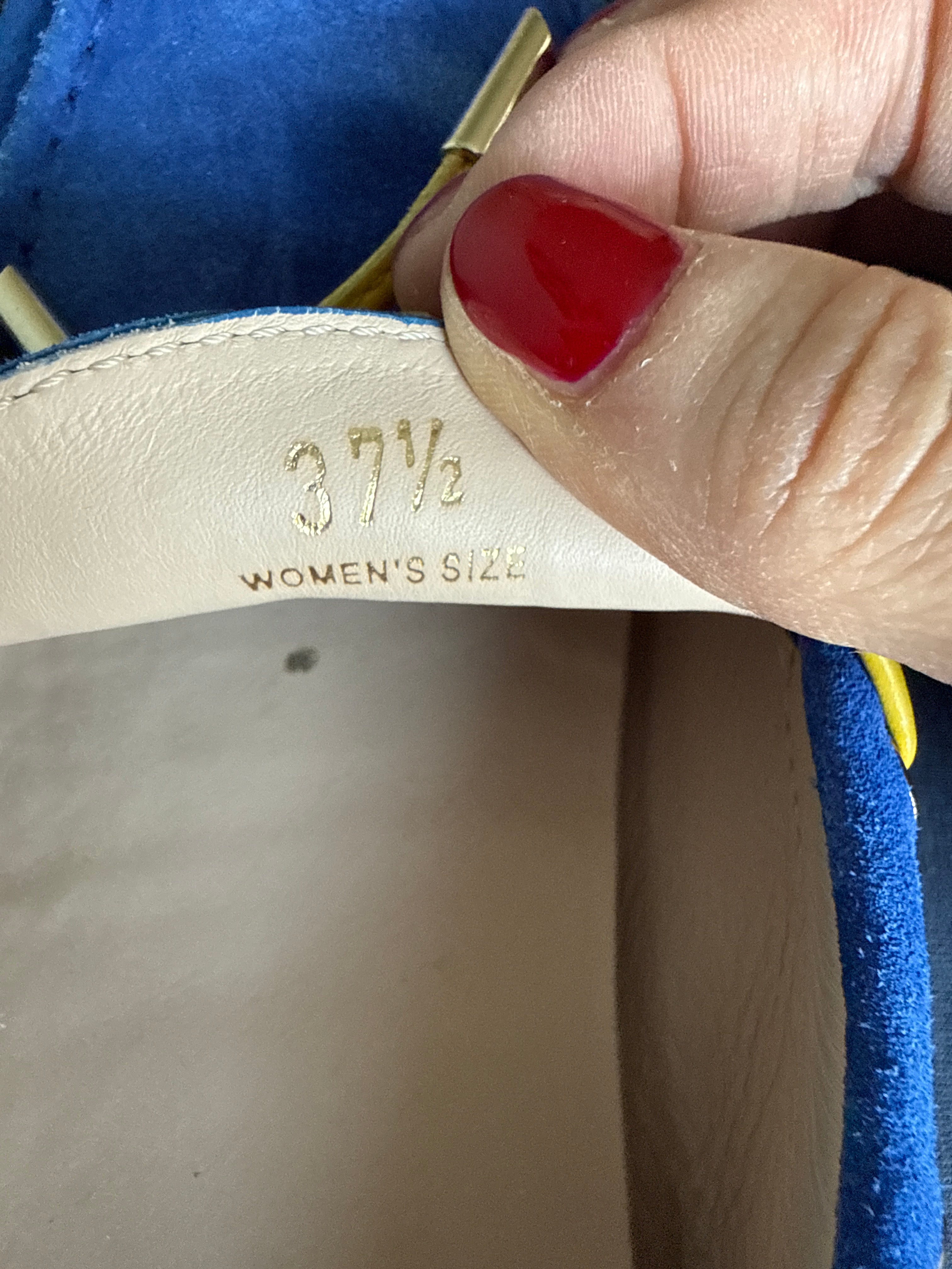 Tod’s „Gommino“ Loafer – Blau Wildleder/Gelbe Schnürung – EU 37.5 – Gut