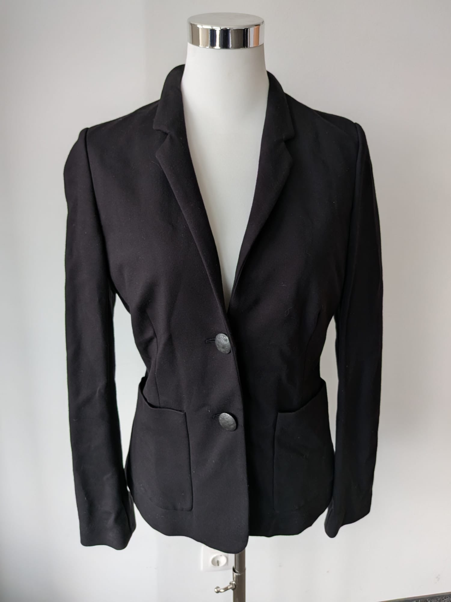 Closed COSMO Blazer Schwarz Gr. M – guter Zustand, kleiner Fleck