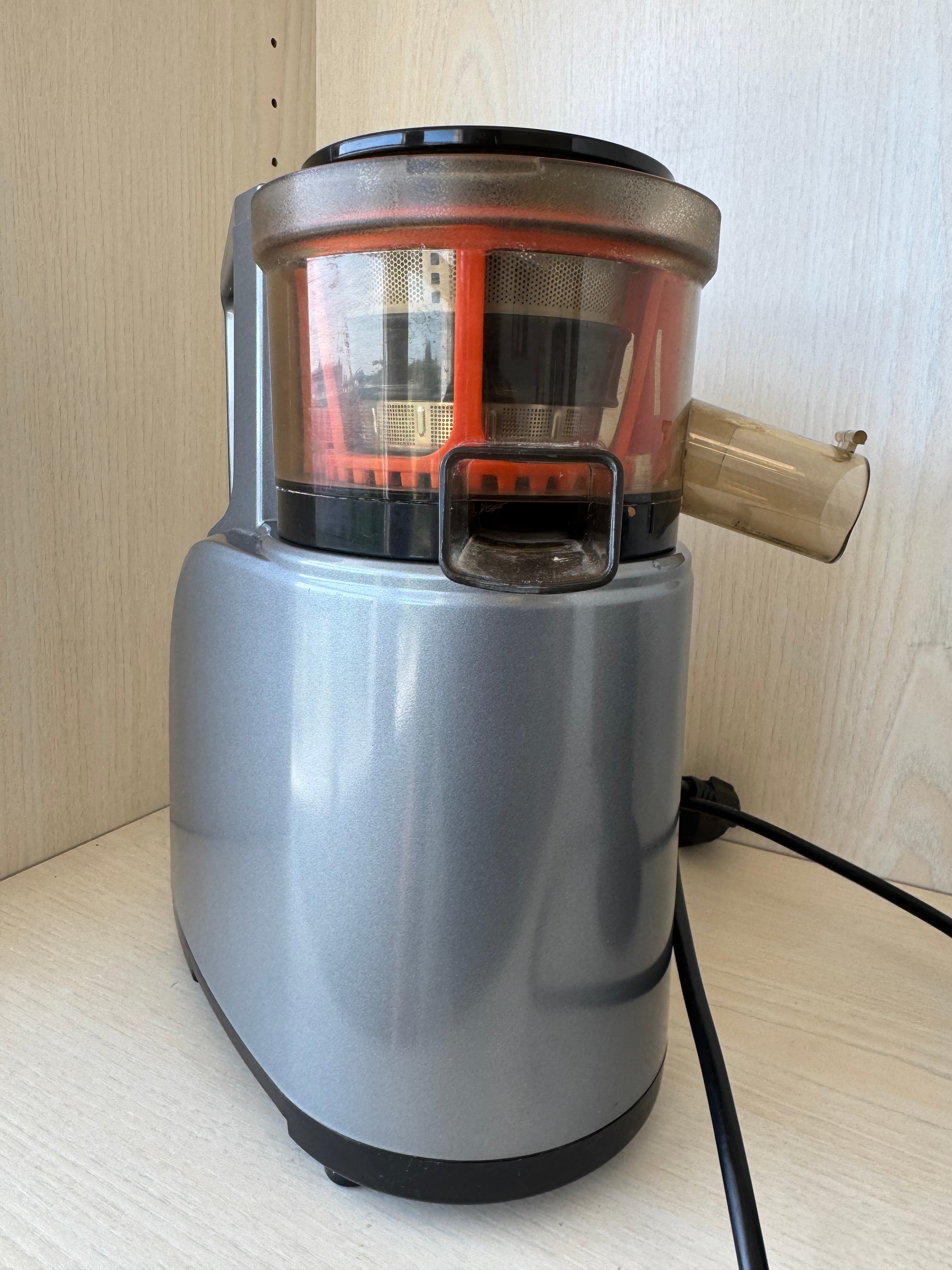 AMZCHEF ZJ5834 Slow Juicer 150W Silber/Schwarz mit Behältern, guter Zustand