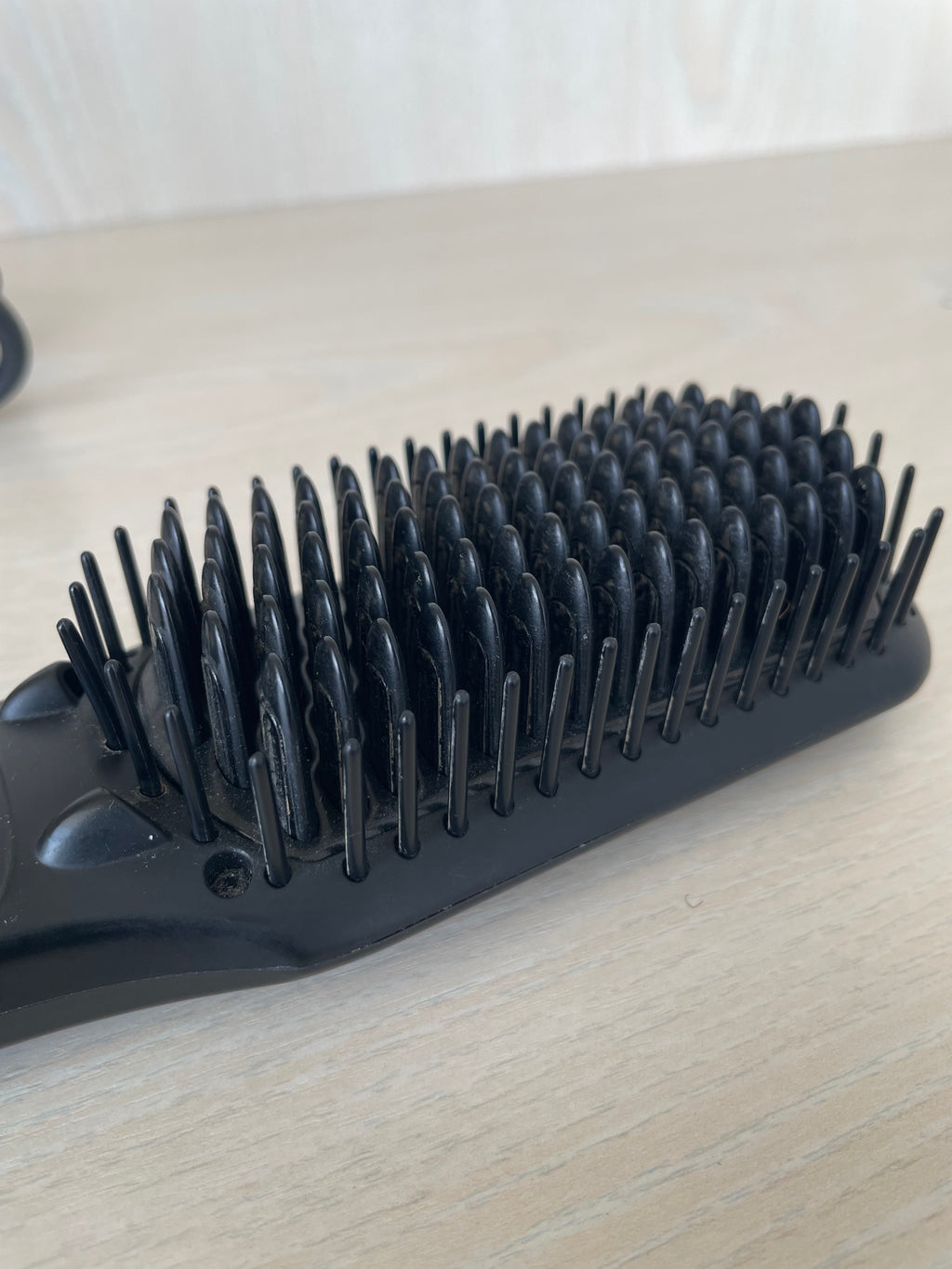 BearMoo Hair Straightening Brush Black Standard 220-240V Very Good