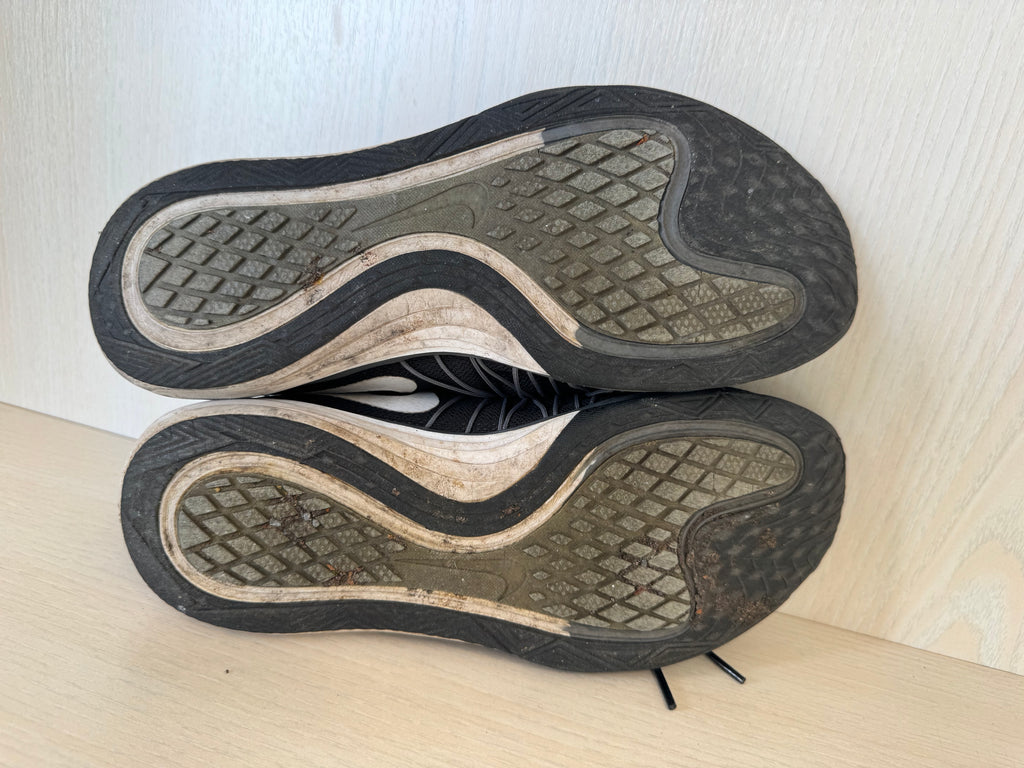 Nike Dual Fusion HIT Trainingsschuhe – Schwarz/Grau, Gr. 38.5, Gebraucht