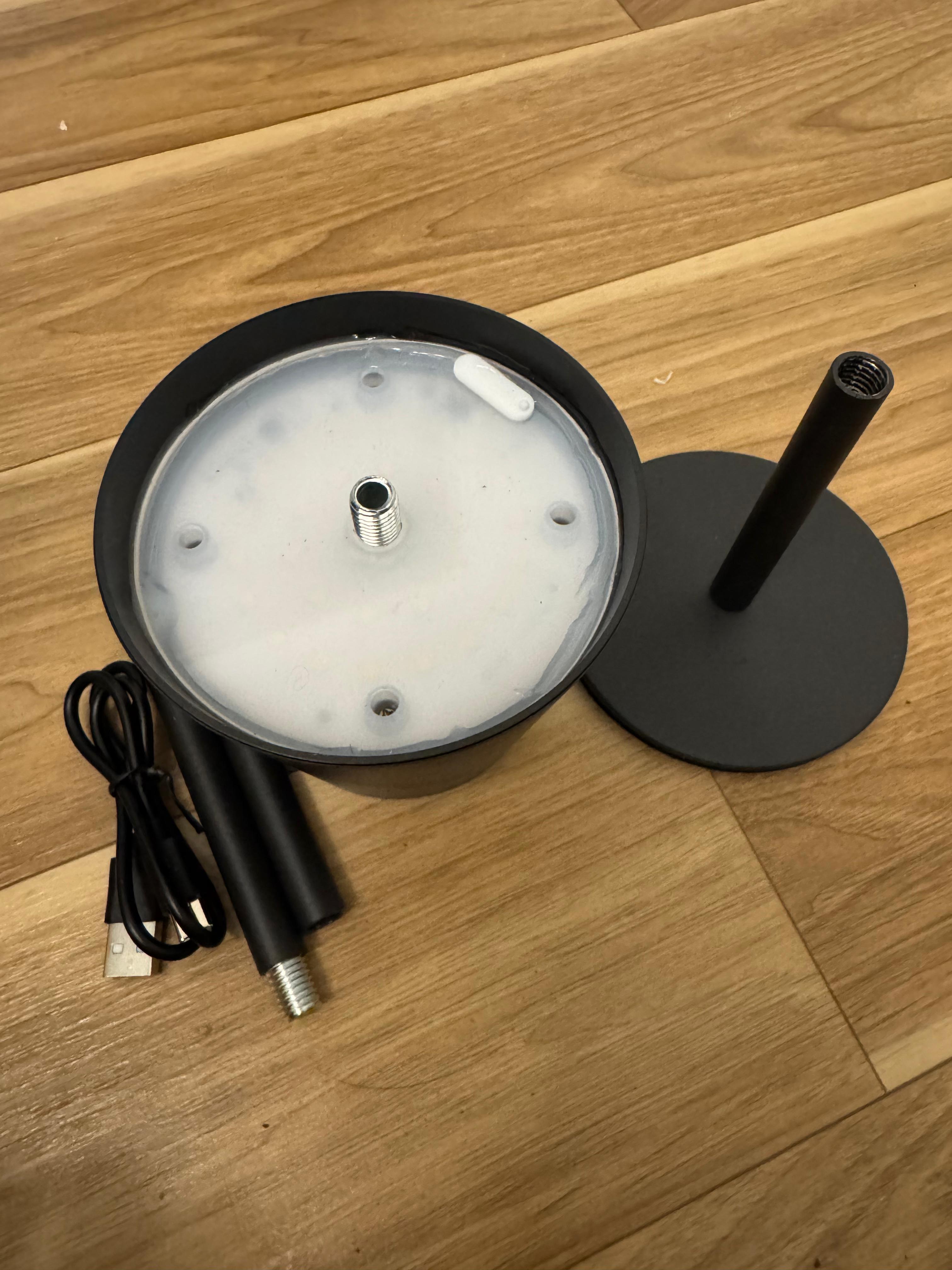 Like New Nolight Palermo LED Table Lamp, Black, 27-36cm, Rechargeable, Touch Dimmer
