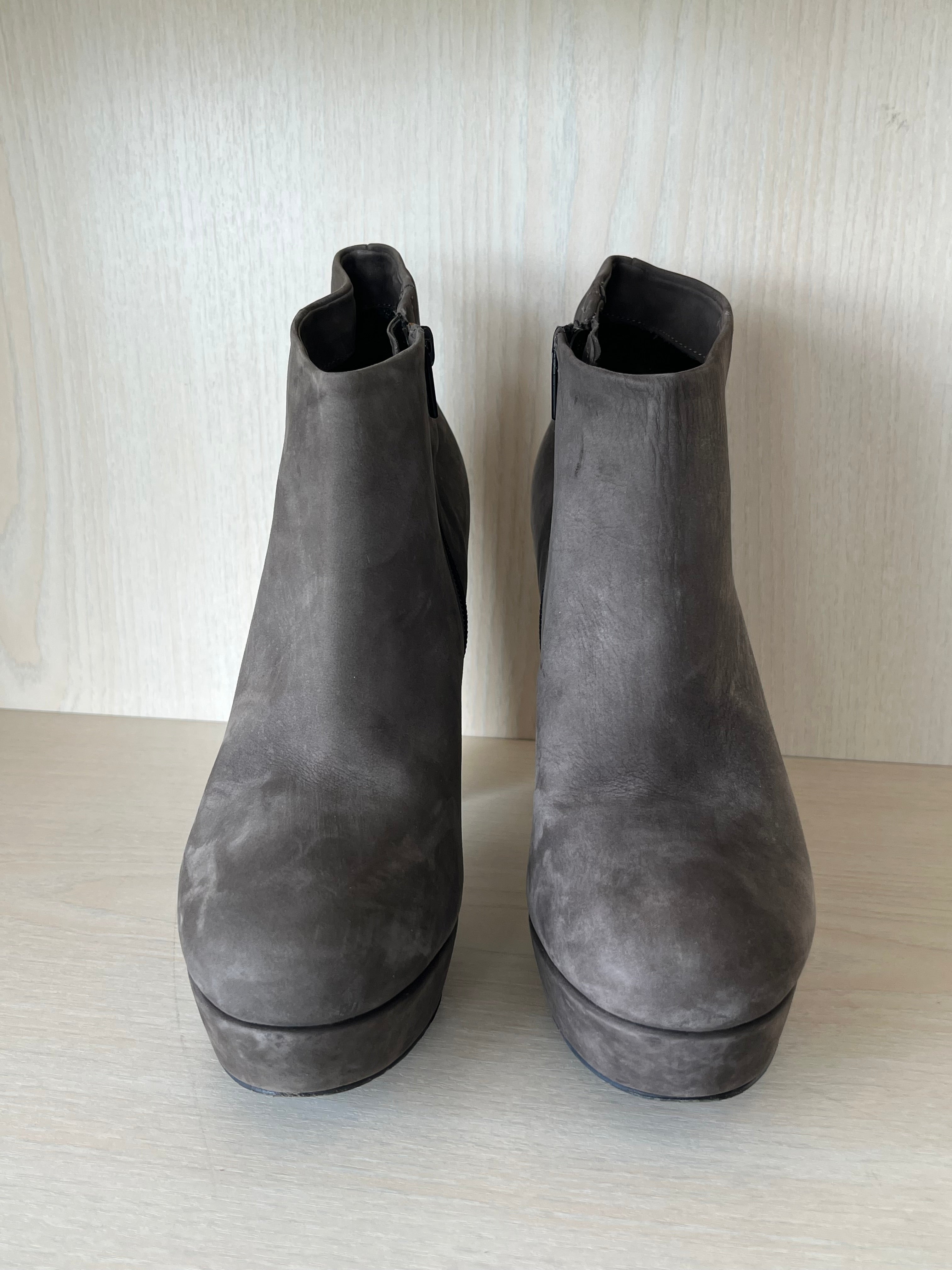 Kennel & Schmenger Ankle Boots – Veloursleder, Taupe, Gr. 38, Sehr Gut