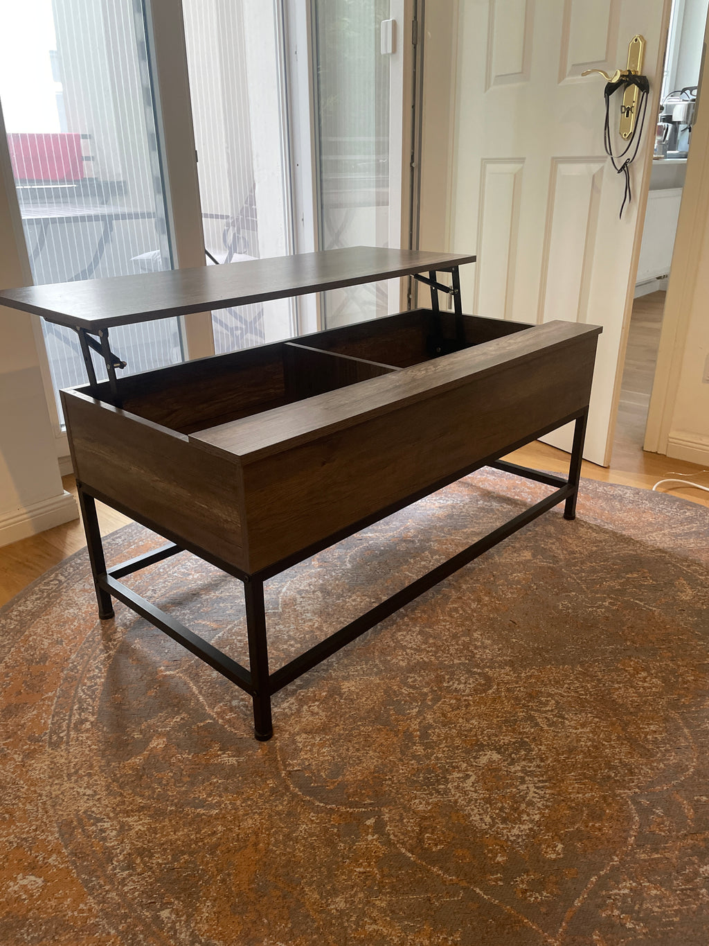 Tilton Couchtisch mit Lift-Top, Walnuss, 102x51 cm, Metallgestell, sehr gut