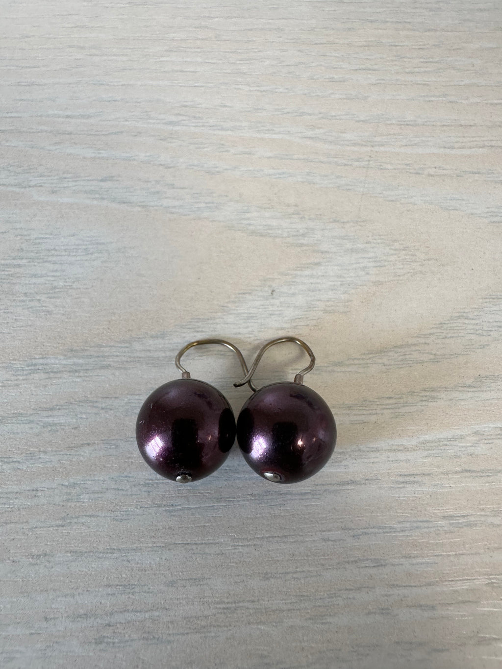 Vintage Lila Kugel-Ohrringe, ca. 2cm, Statement, guter Zustand