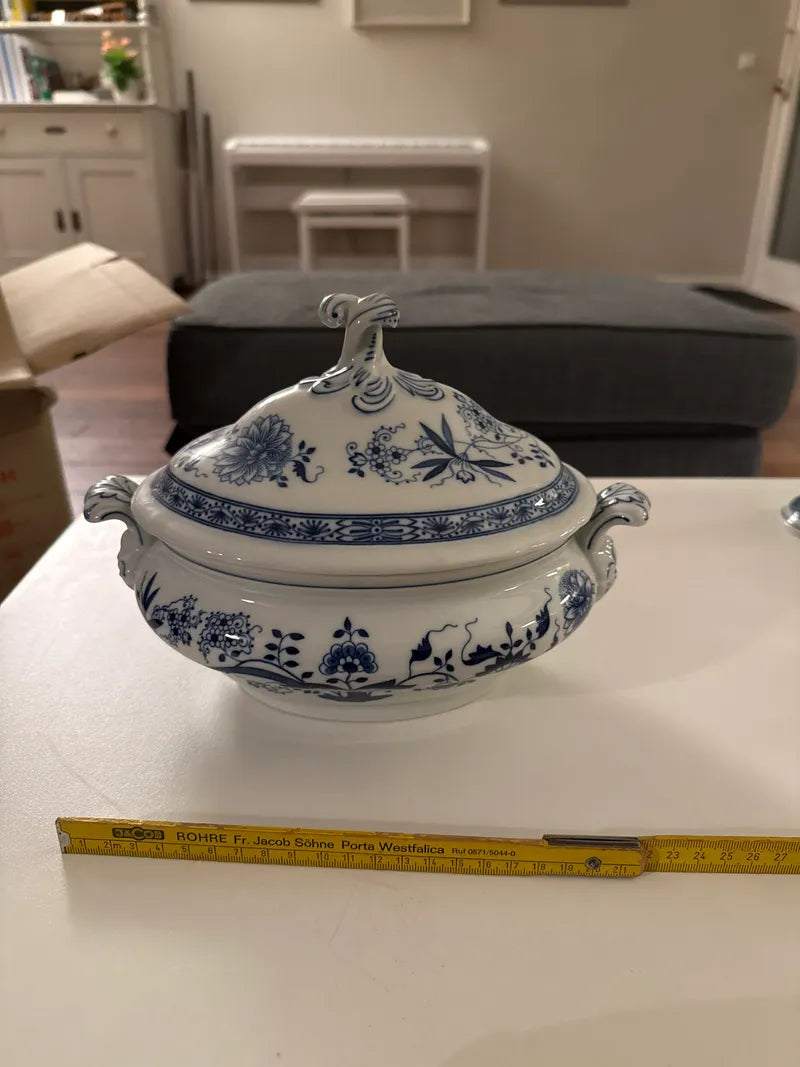 Hutschenreuther Suppenterrine Blau Zwiebelmuster Porzellan mit Deckel, VG