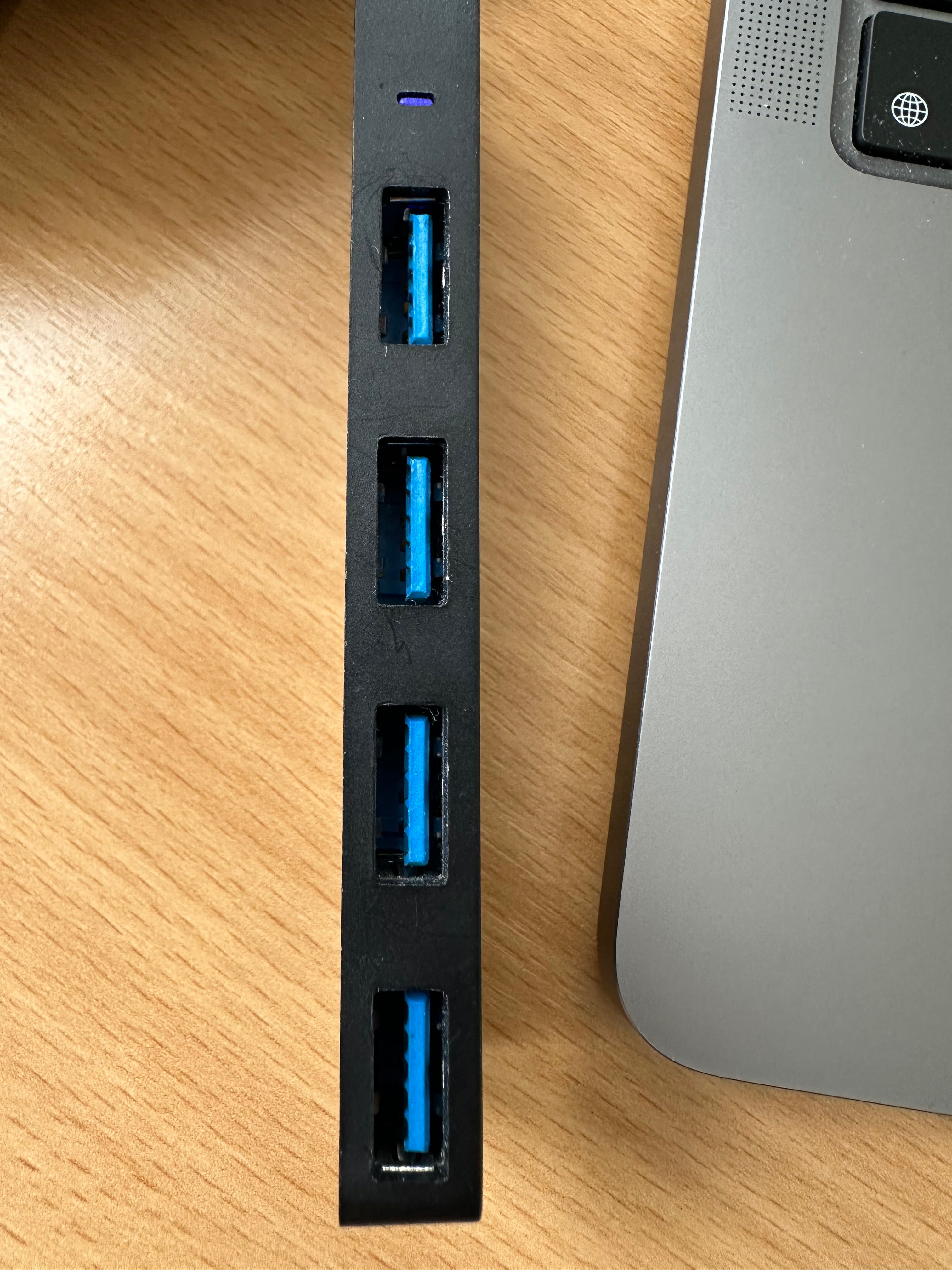Anker 4-Port USB 3.0 Hub (A7516), ultra-slim, Schwarz, sehr guter Zustand