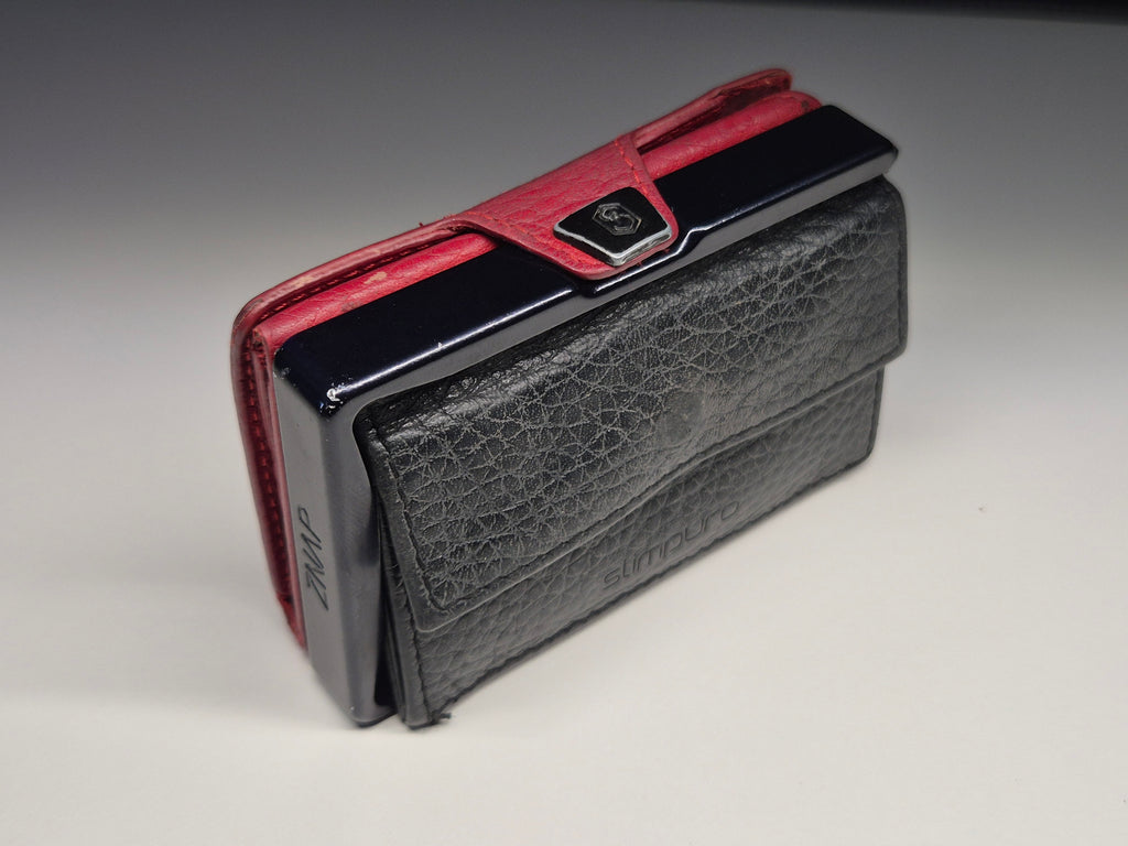 ZNAP Slim Wallet – Black/Red, Standard Trifold Leather, Normal Use