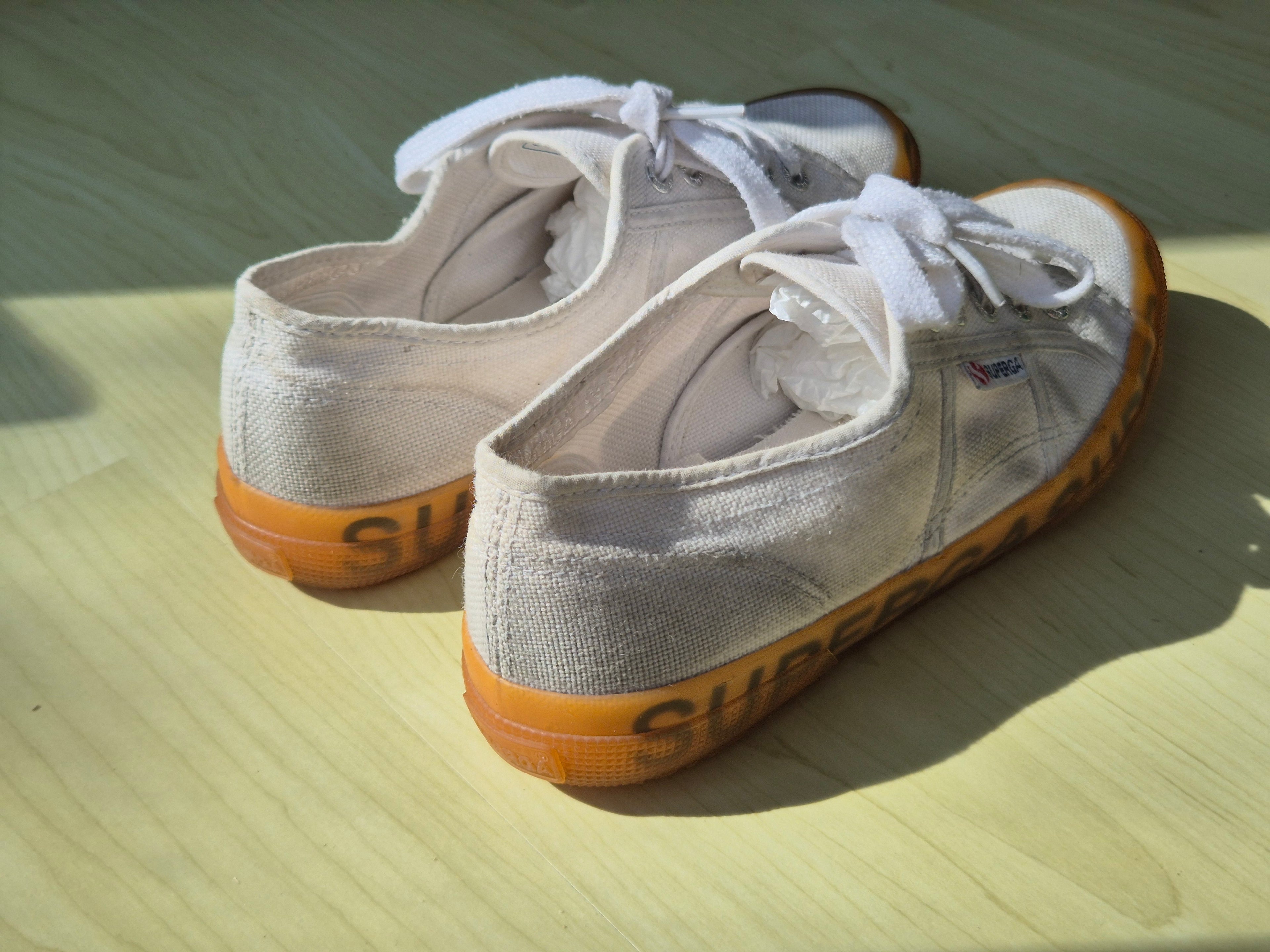 Superga 2750 „Gum Lettering“ – Weiß, EU 38, Gebraucht