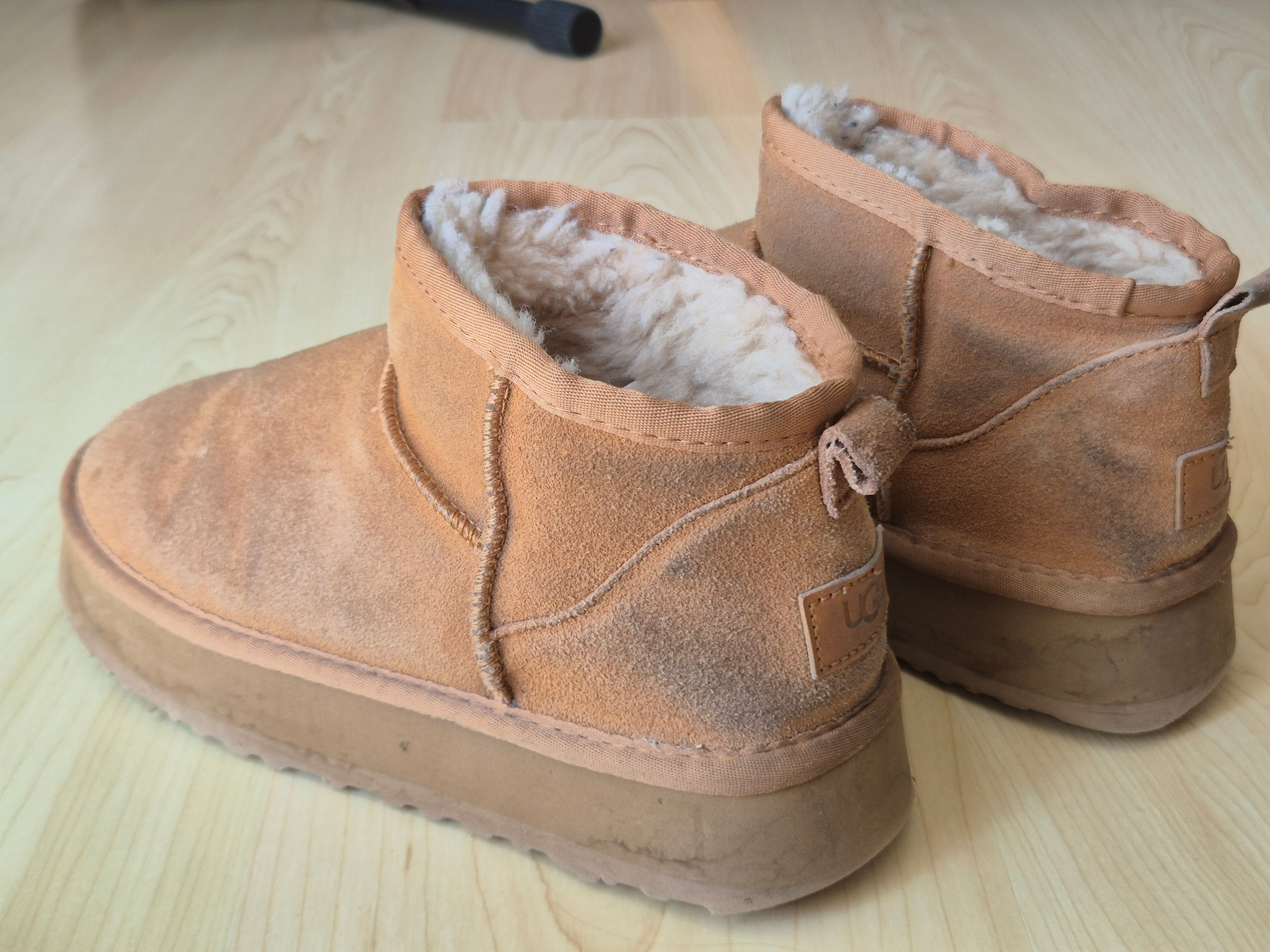 UGG Classic Ultra Mini Boots Chestnut EU 39 Suede Poor Condition
