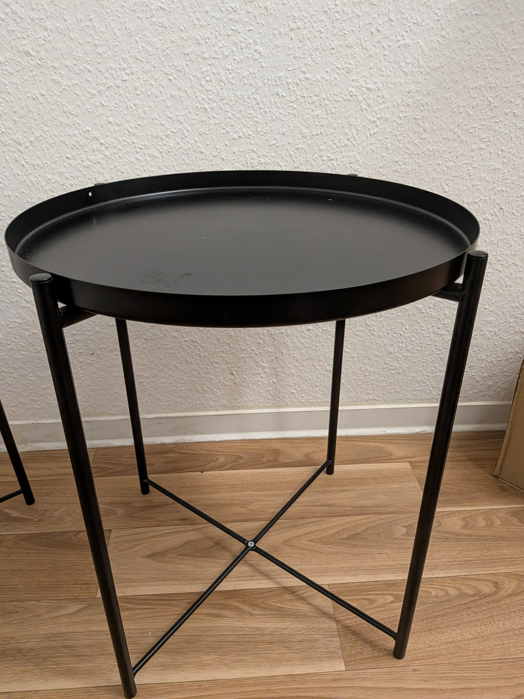 IKEA GLADOM Tabletttisch Schwarz Ø45cm | Abnehmbar | Wie Neu