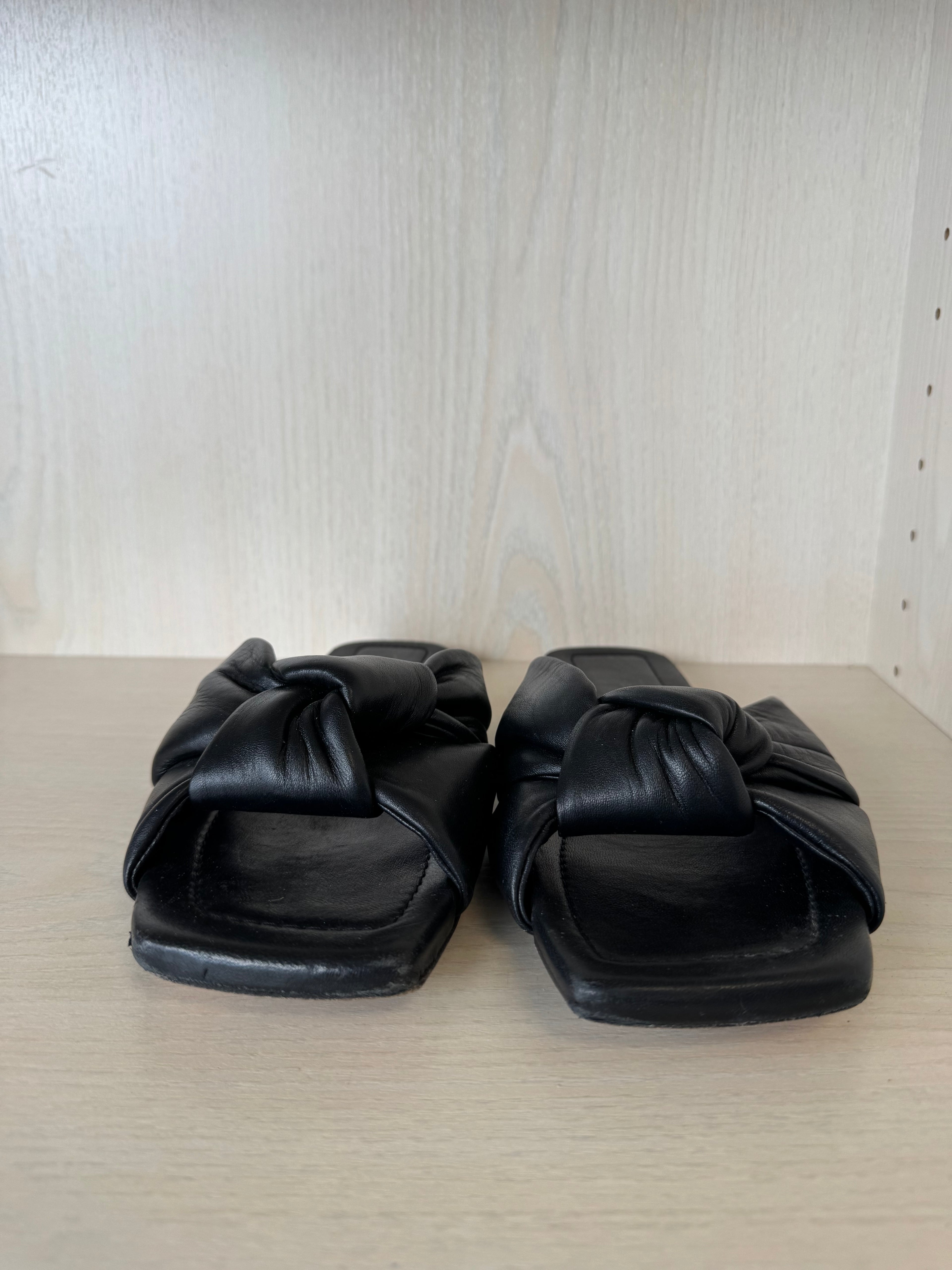 Bianca Di Schwarze Leder Knotensandalen – EU 40, Made in Italy, Gebraucht