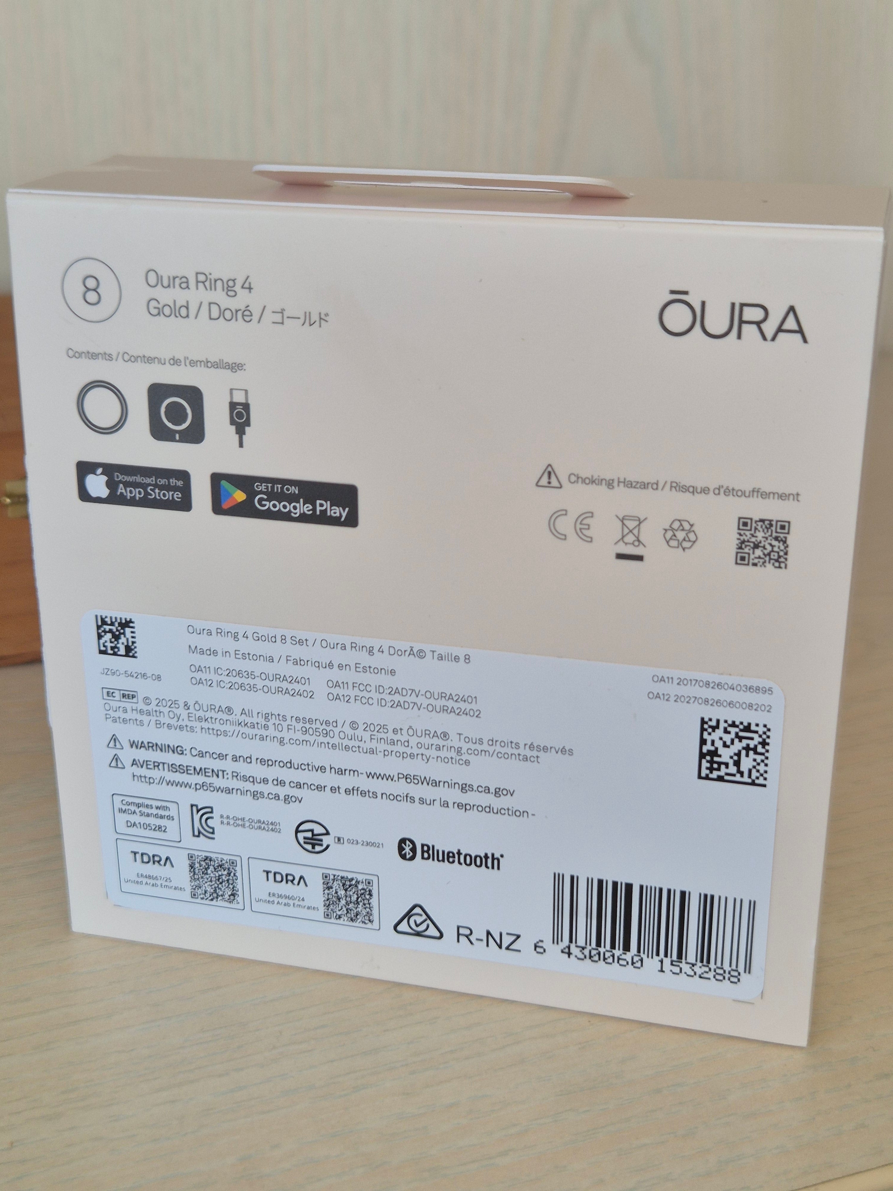 Oura Ring 4 Horizon Gold Medium – Sehr guter Zustand + Ladegerät
