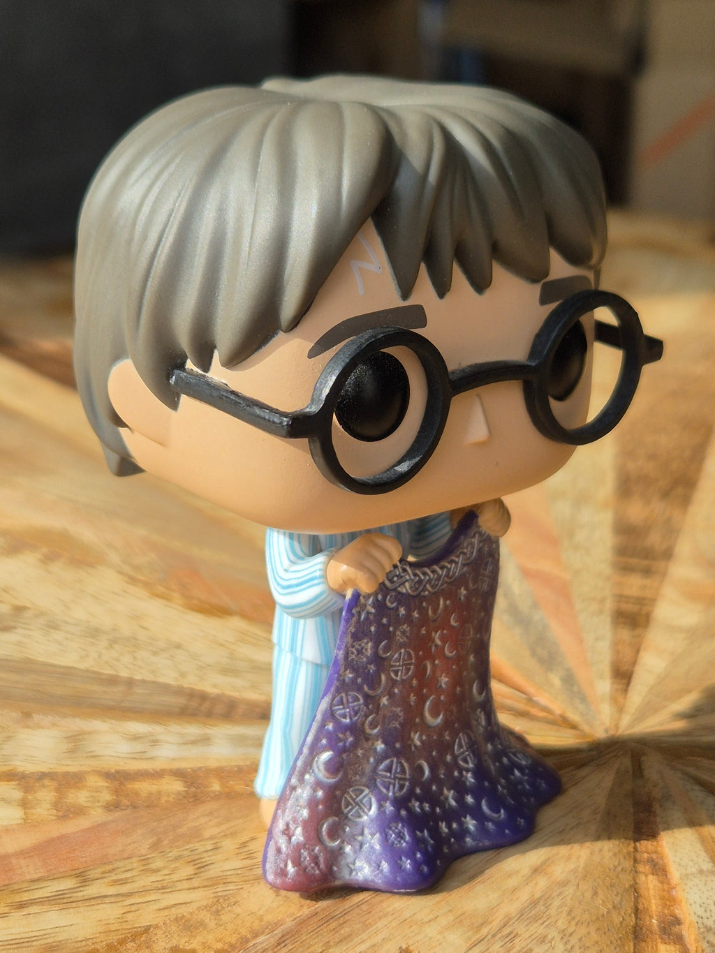 Funko Pop #111 Harry Potter w/ Invisibility Cloak – Loose, Very Good Condition