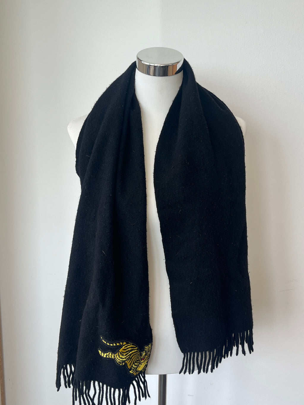 Kenzo Tiger Embroidery Wool Scarf – Black, 180x30cm, Good Condition
