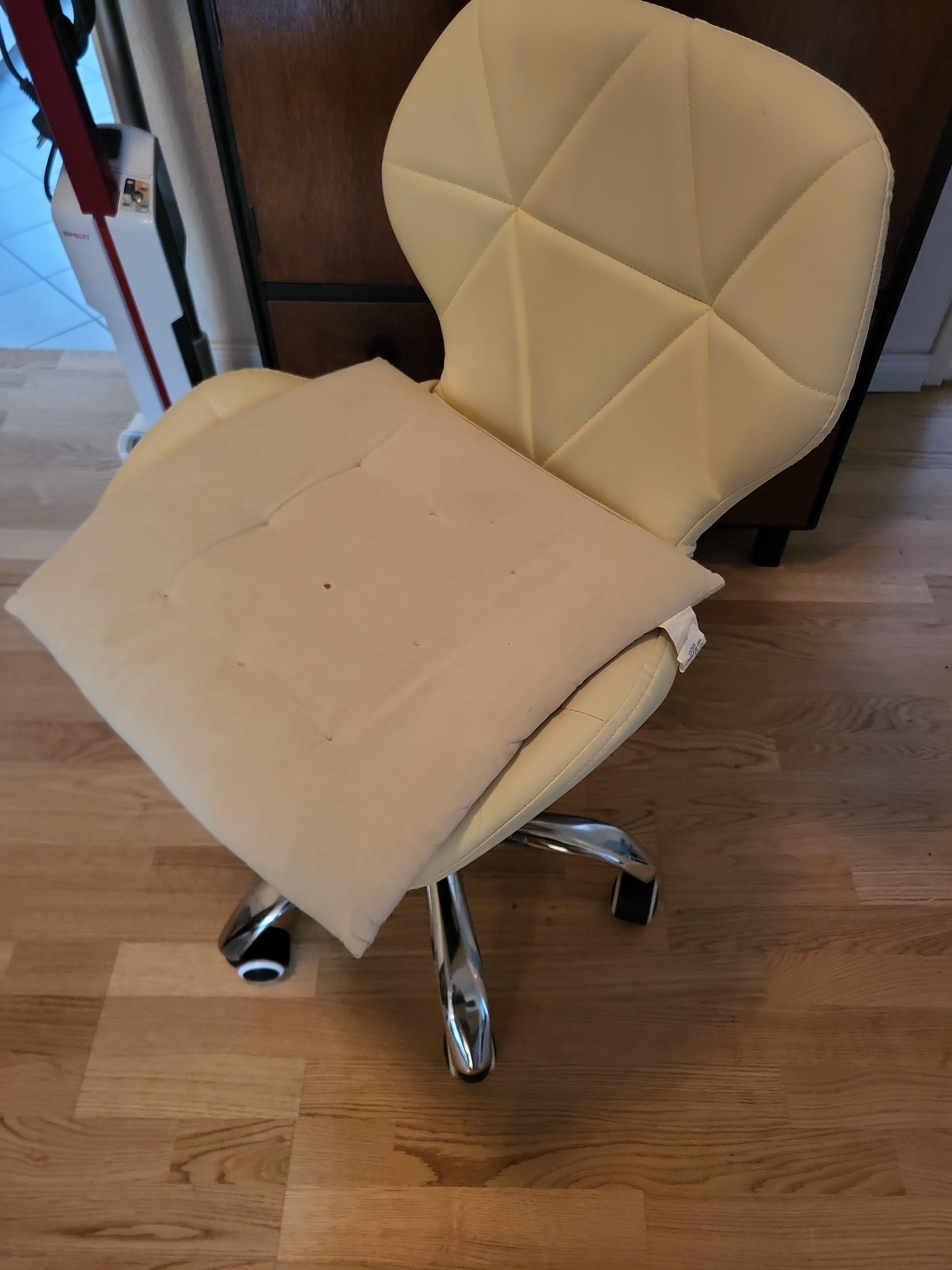 Charles Jacobs Drehstuhl Creme PU-Leder Chromfuß Standard Gebraucht