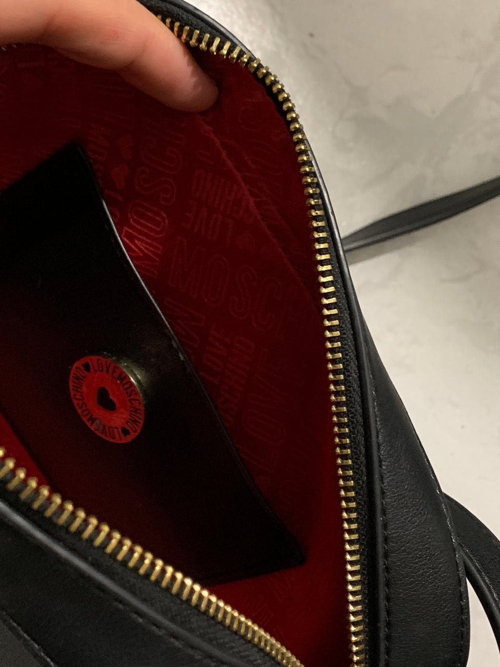 Love Moschino Umhängetasche – Synthetikleder, Schwarz, Goldkette, Medium, gebraucht