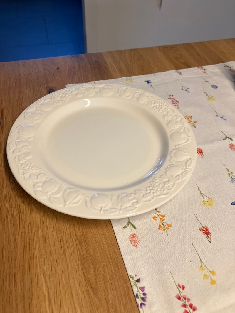 Franco Giorgi Quadrifoglio Speiseteller 26cm Weiß Porzellan Italy, guter Zustand