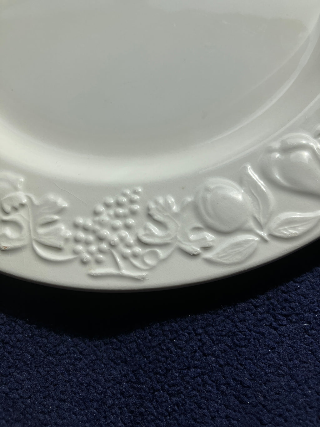 Franco Giorgi Quadrifoglio Speiseteller 26cm Weiß Porzellan Italy, guter Zustand