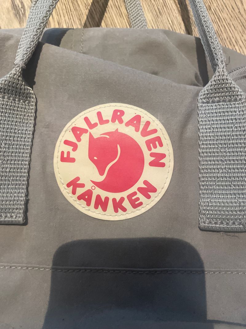 Fjällräven Kånken Classic 16L Rucksack – Warm Grey, Zustand: Stark gebraucht