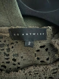 SO Antwerp Häkelmaxikleid – Dunkelkhaki, Gr. 2 (S), sehr guter Zustand