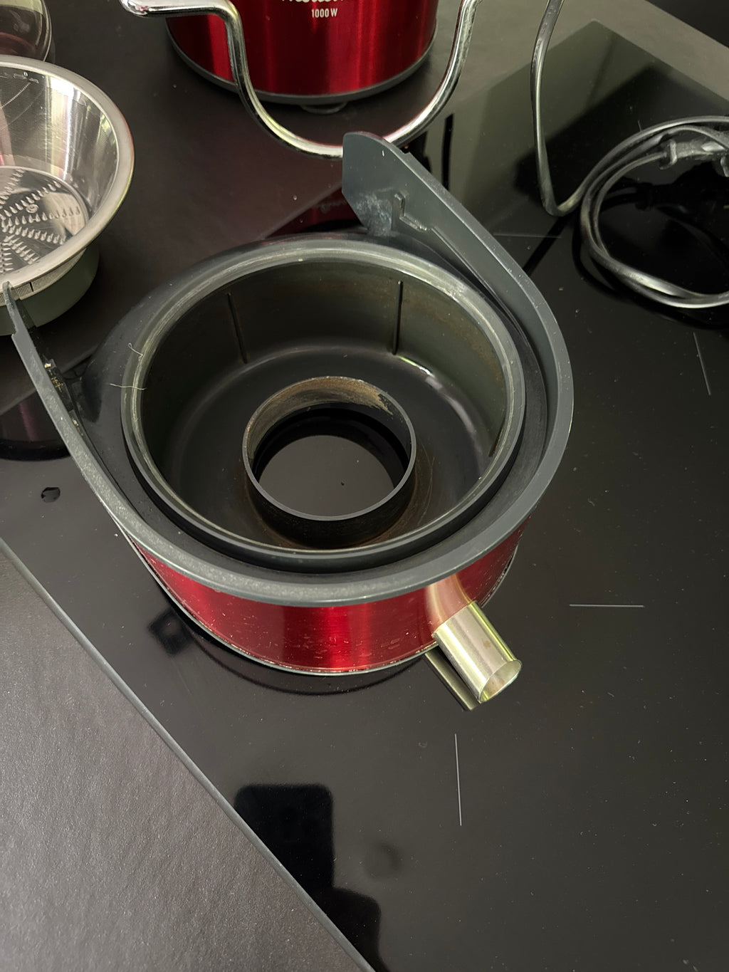 Moulinex JU650 Juice Extractor 1000W Red/Black XXL Feed Tube Good Condition