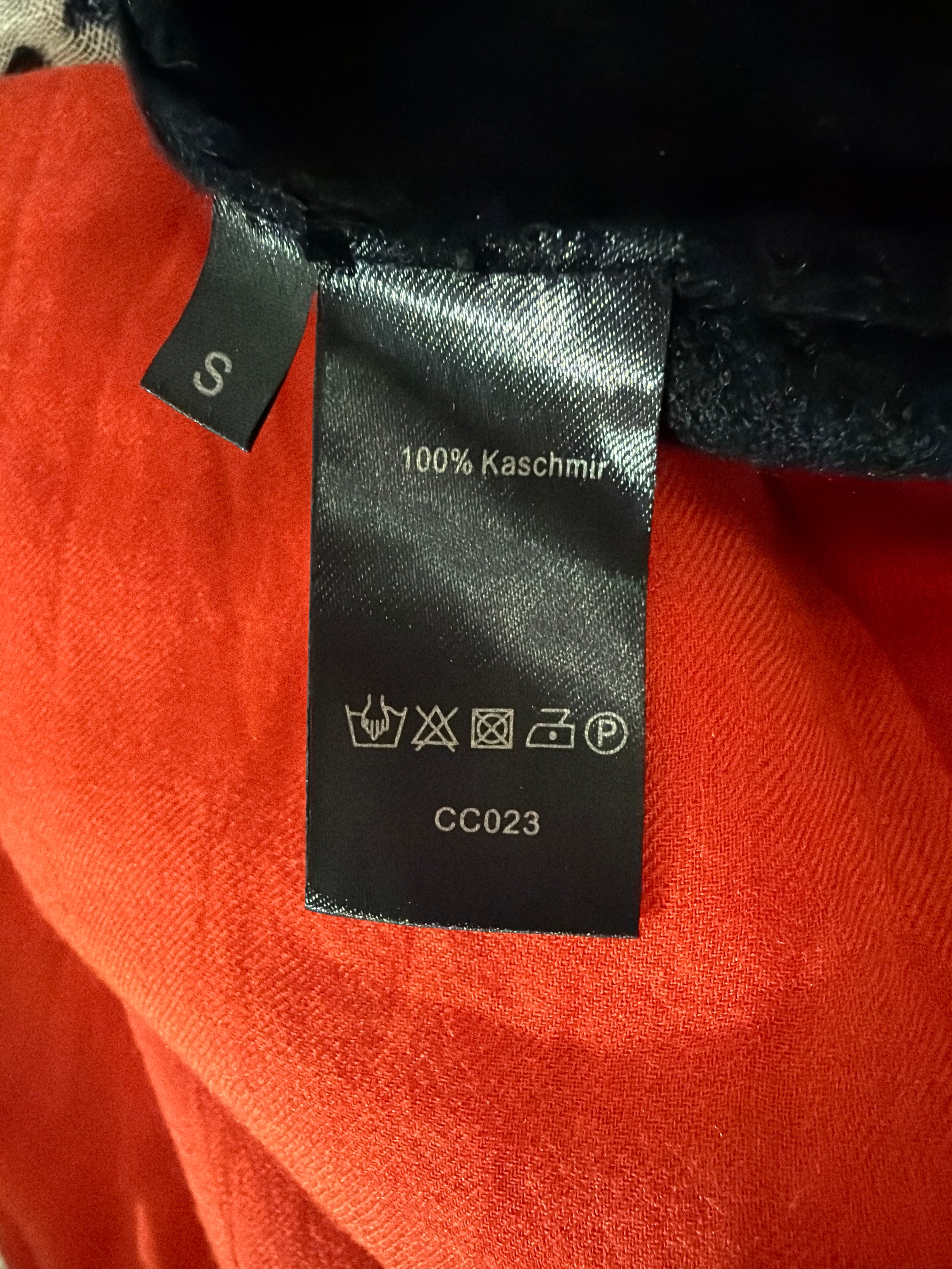 100% Kaschmir Cape/Poncho von Insieme, Schwarz, Gr. S, Sehr guter Zustand
