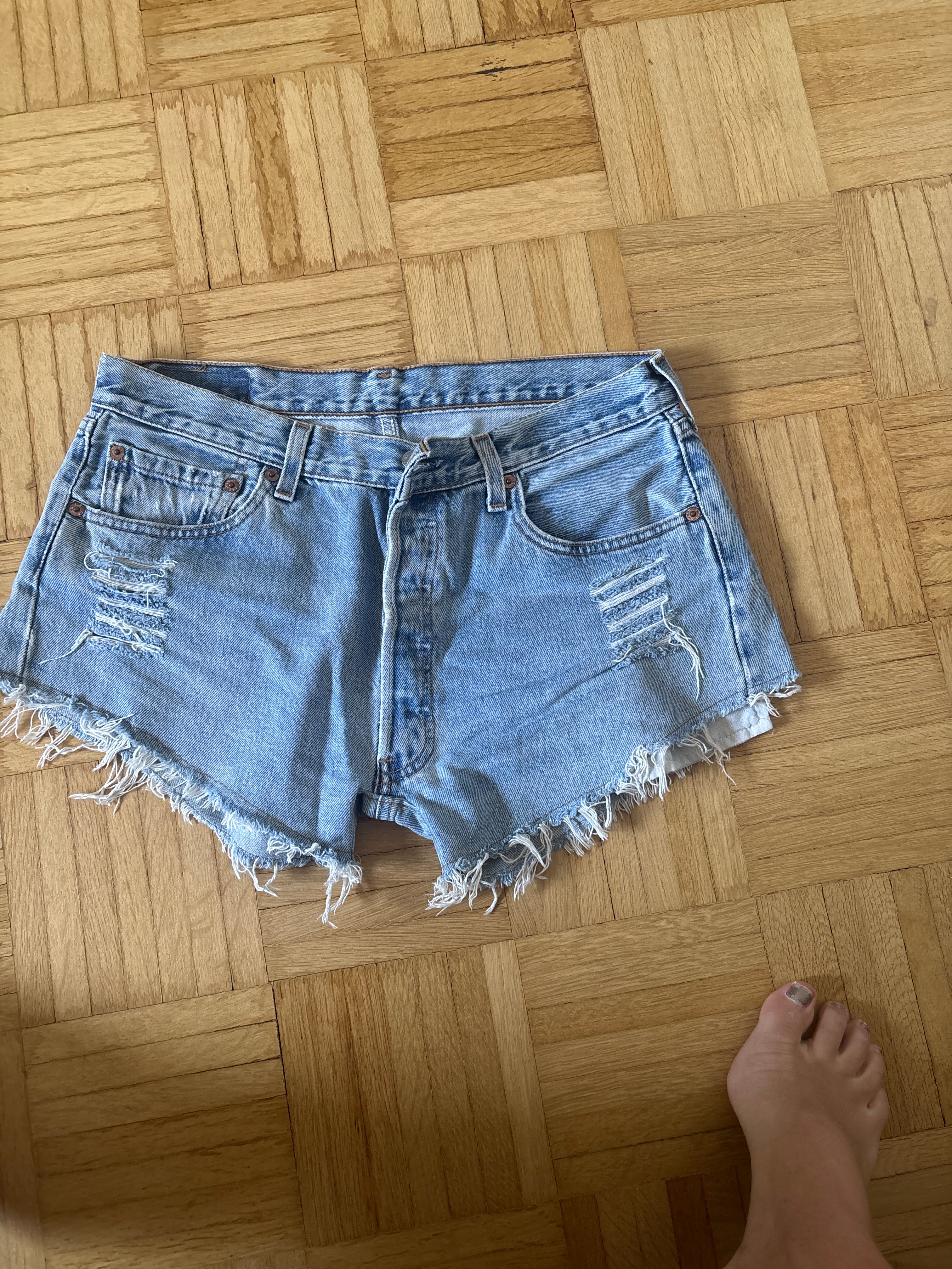 Levi’s 501 High-Rise Cut-Off Shorts W34 Hellblau Vintage Sehr Gut