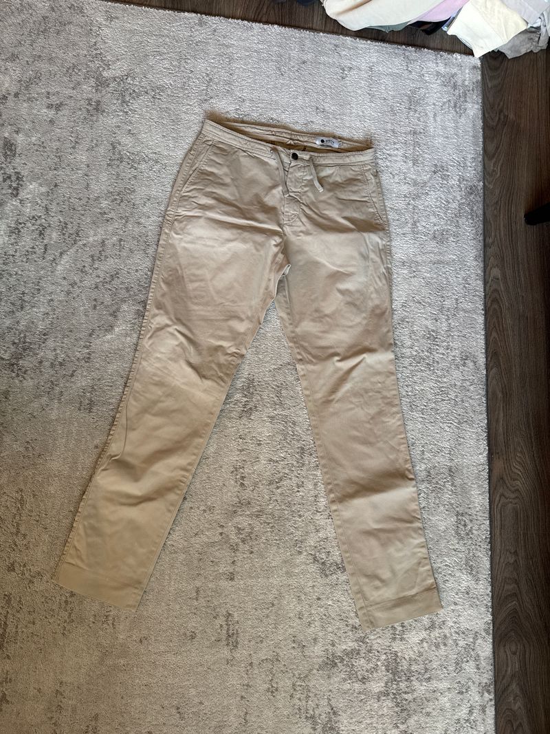 NN07 Copenhagen Chino Gr. 46 Khaki – guter Zustand