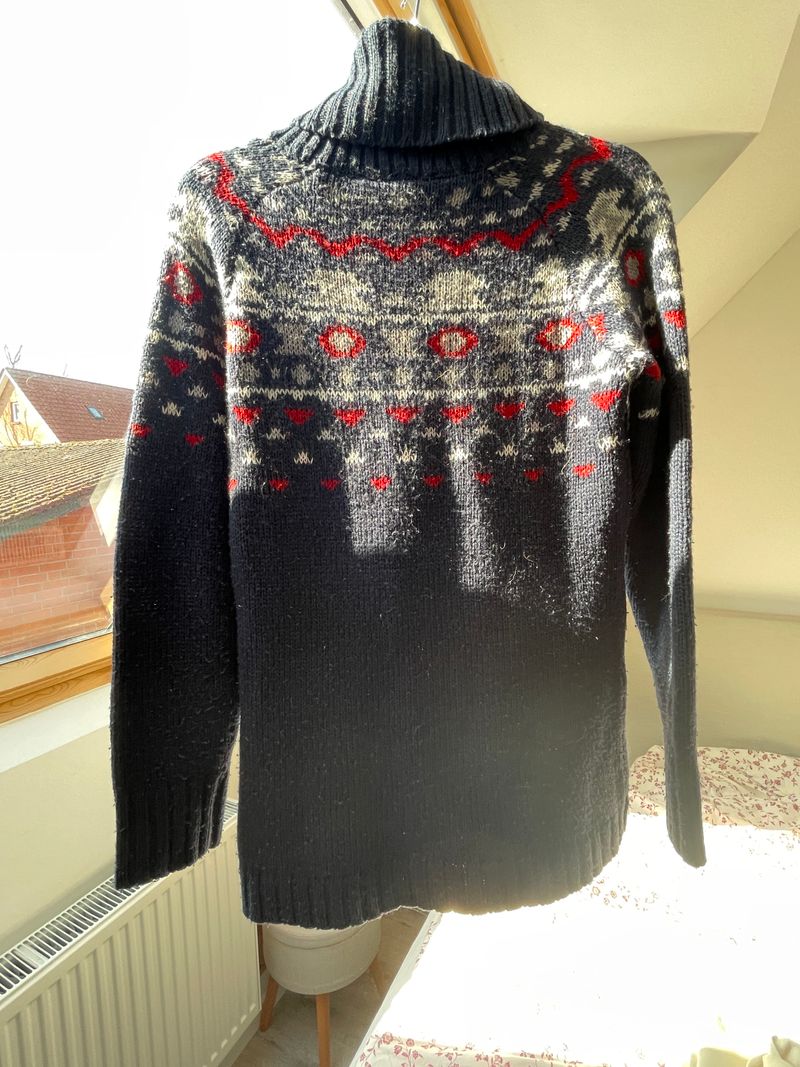 s.Oliver Women's Fair Isle Turtleneck Sweater, Black/Red/Cream, EU 38, Used