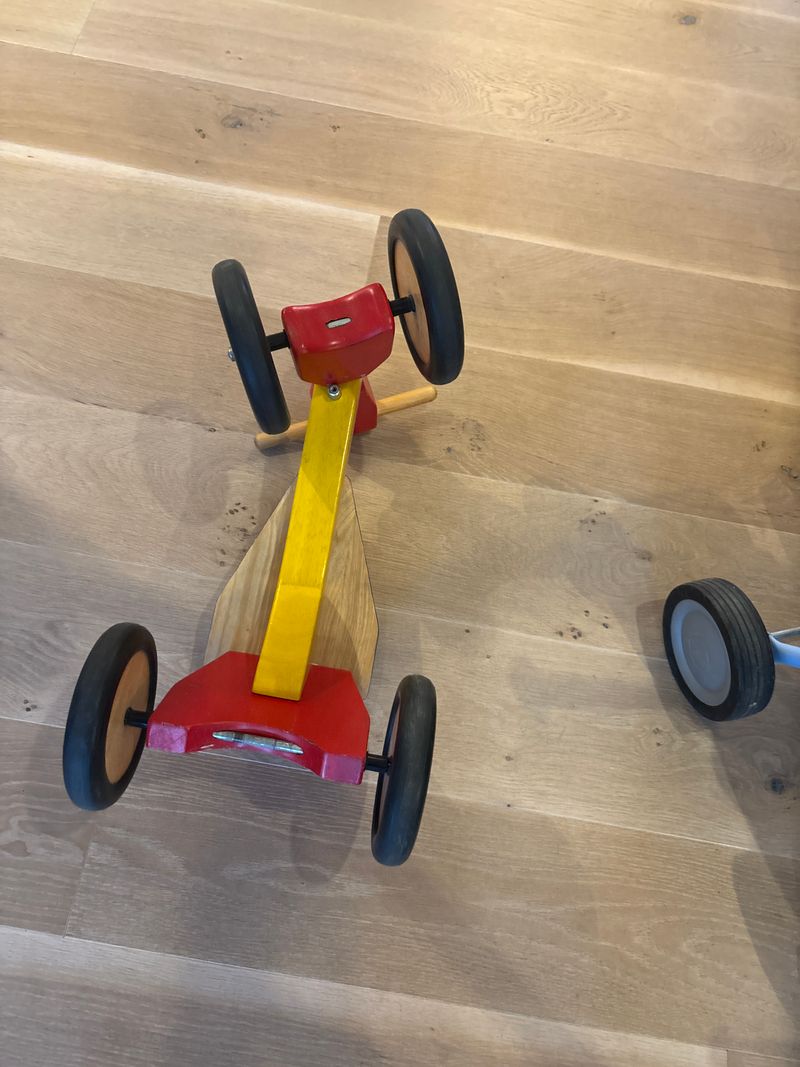Pintoy Holz Laufrad Trike – bunt, stabil, 1-3 Jahre, Gebrauchsspuren