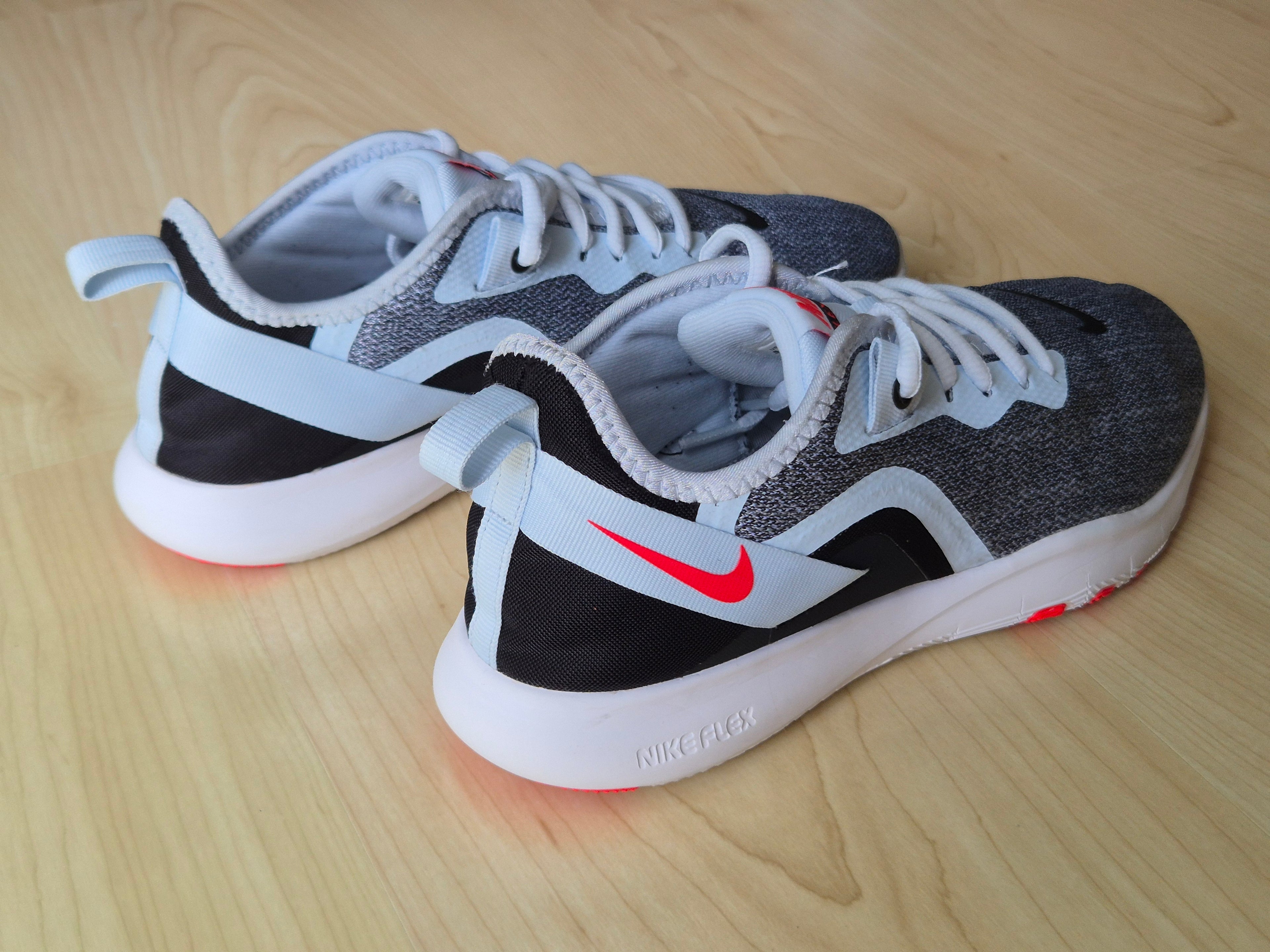 Nike Flex Trainer 9 Damen EU 40 Grau/Blau/Rot – sehr guter Zustand