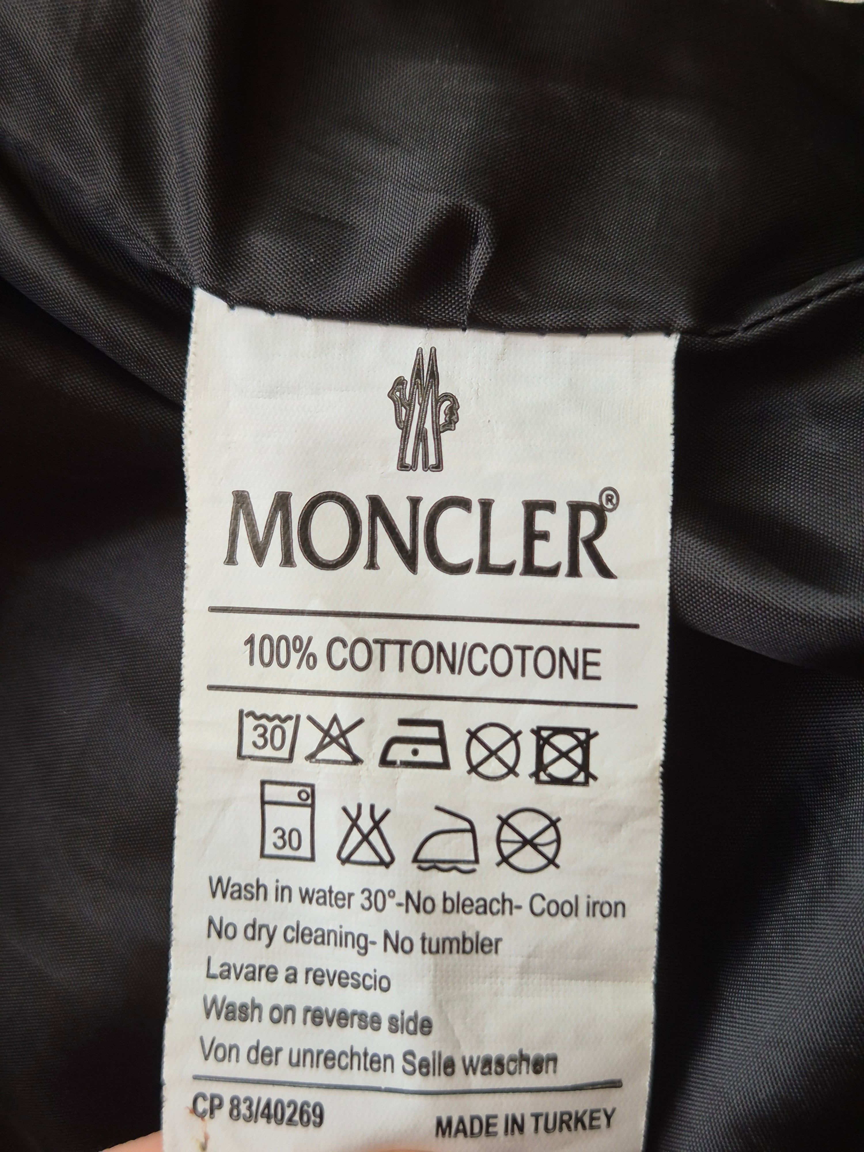 Moncler Grenoble Daunenjacke Kinder 2/3J Rot – großes Rückenlogo, guter Zustand