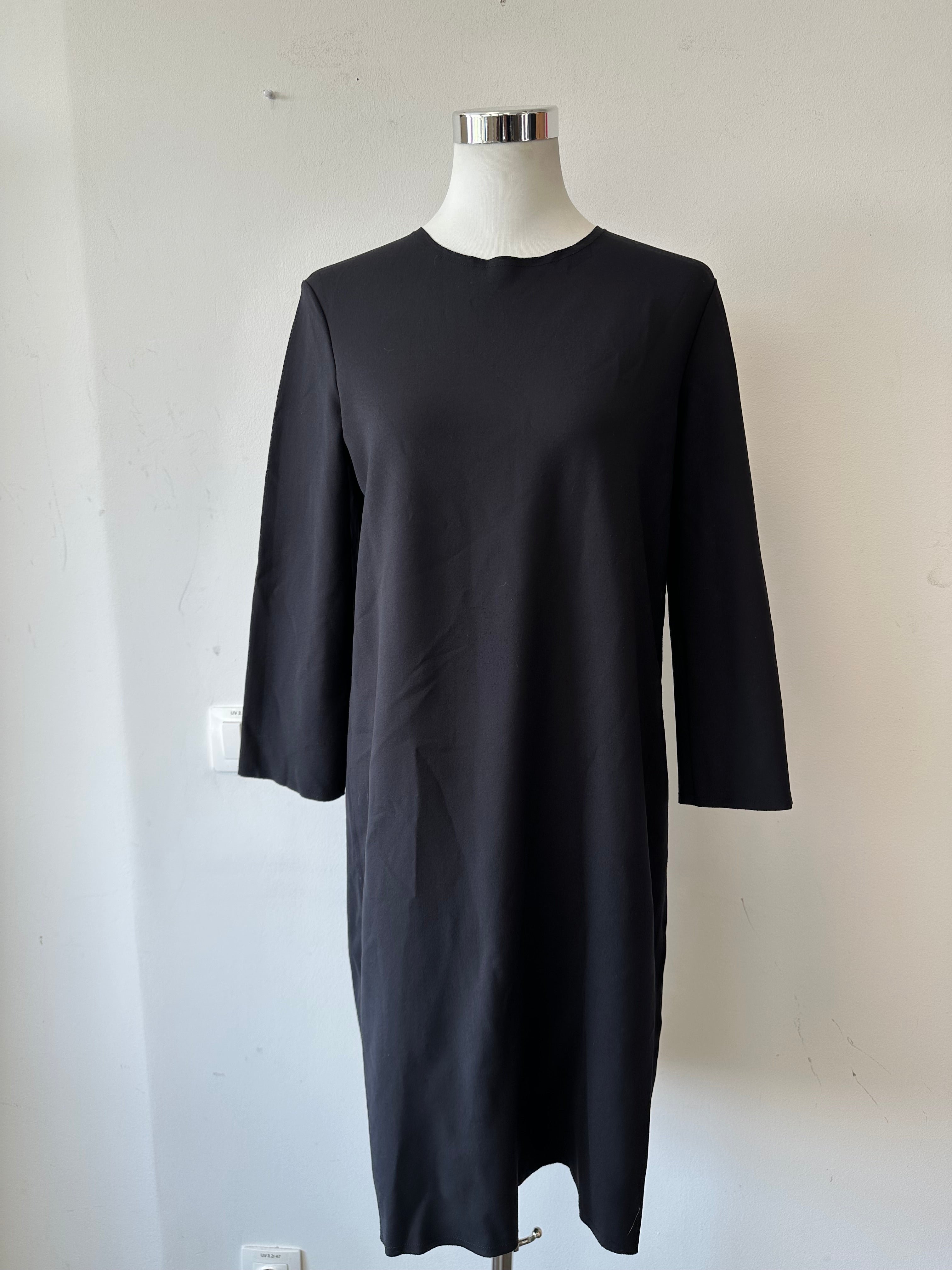 THE ROW „Escher“ Kleid, Größe M, Schwarz, Guter Zustand, Minimalistisch
