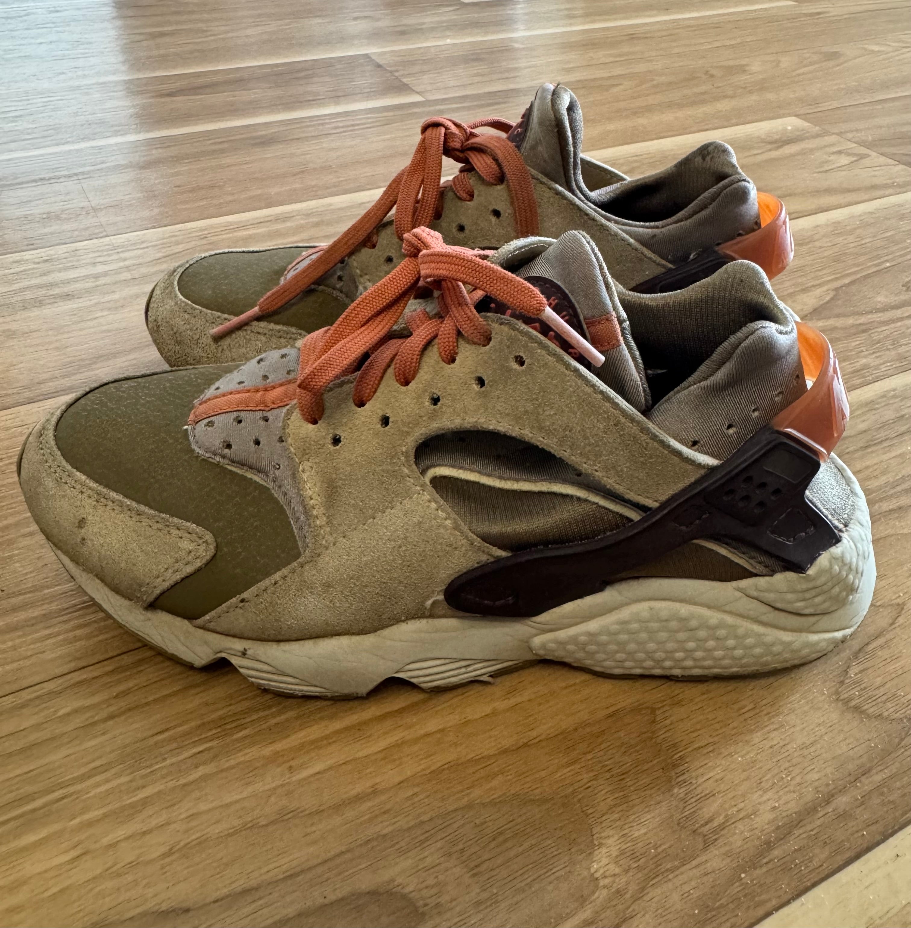 Nike Air Huarache Safari Beige/Orange EU 36.5 / US 5.5 – Normal Use