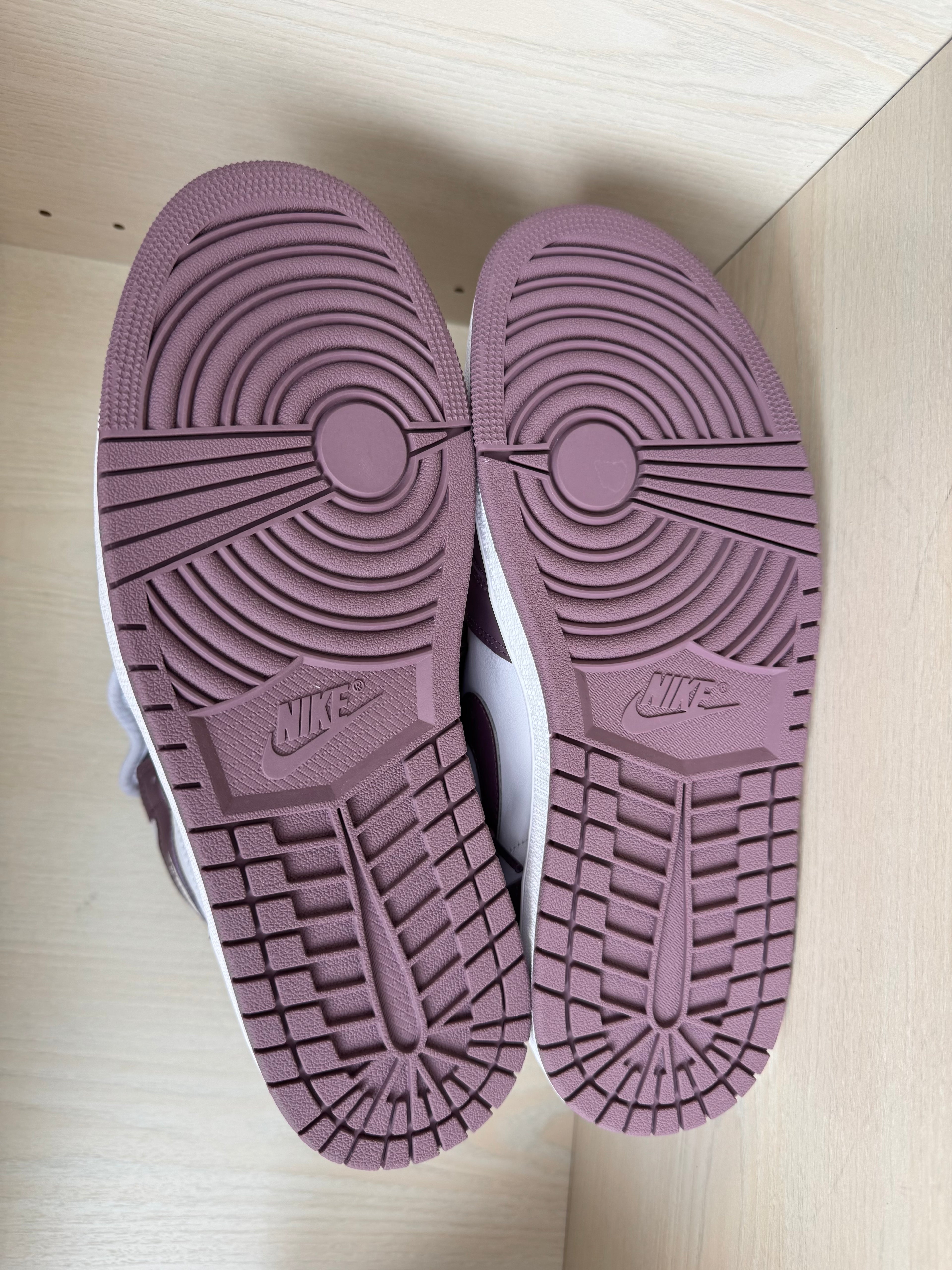 Nike Air Jordan 1 High OG Sky J Mauve – EU 44.5 – Neu mit Box