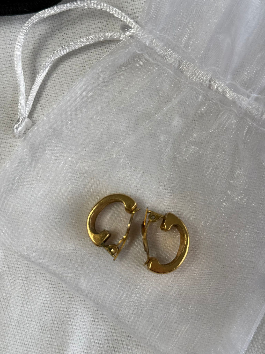 Authentic CHANEL Vintage Gold Medium CC Logo Clip-On Hoop Earrings – Good Condition