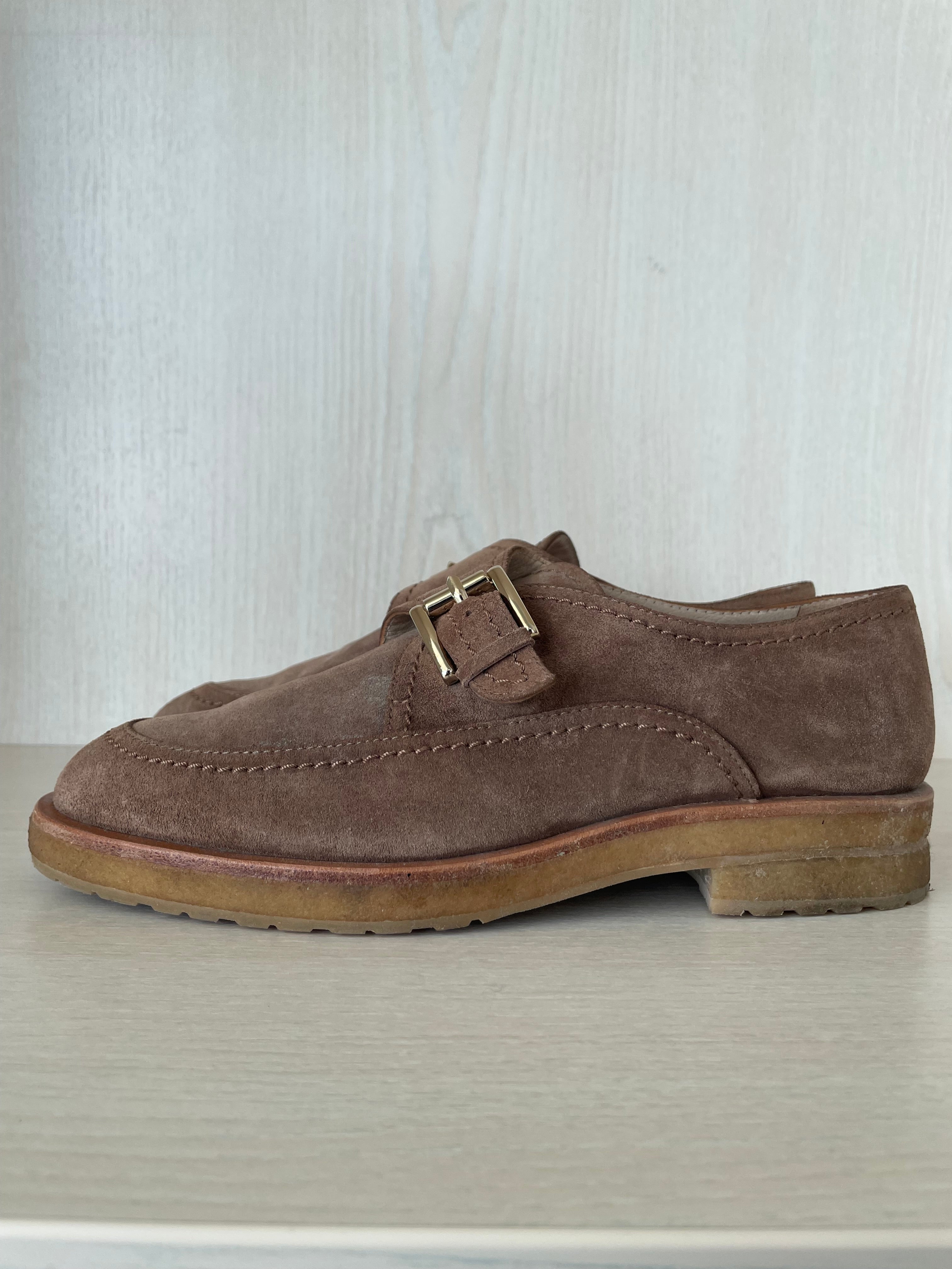 Latouche Classic Loafer Wildleder Beige Schnalle EU 37 Sehr Gut