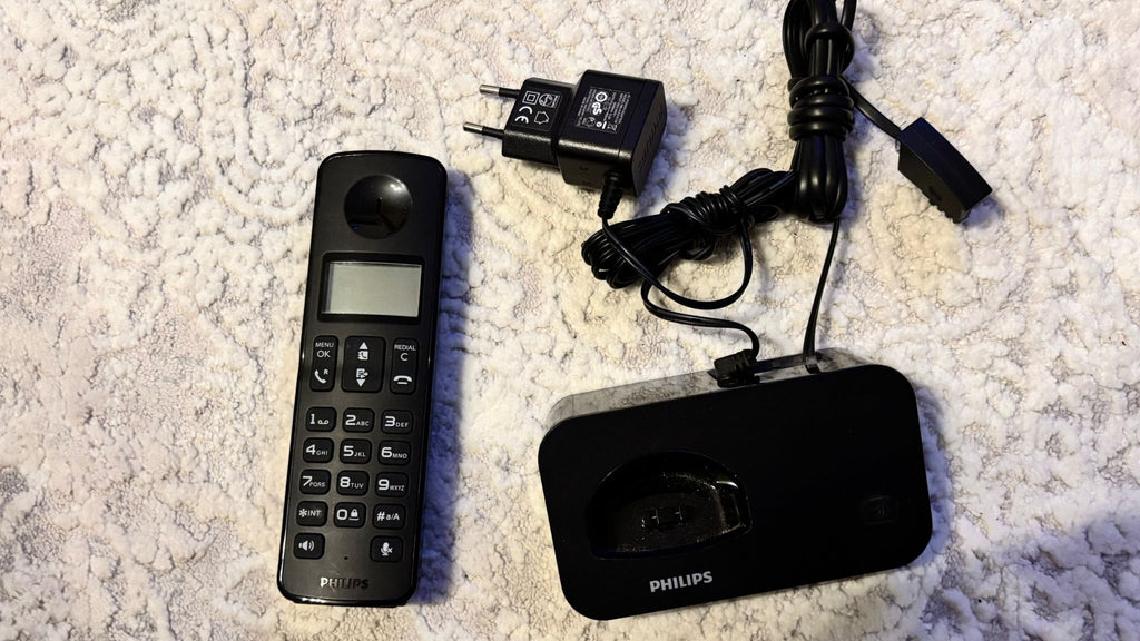 Philips D150 DECT Telefon Schwarz mit Basis & Netzteil – sehr guter Zustand