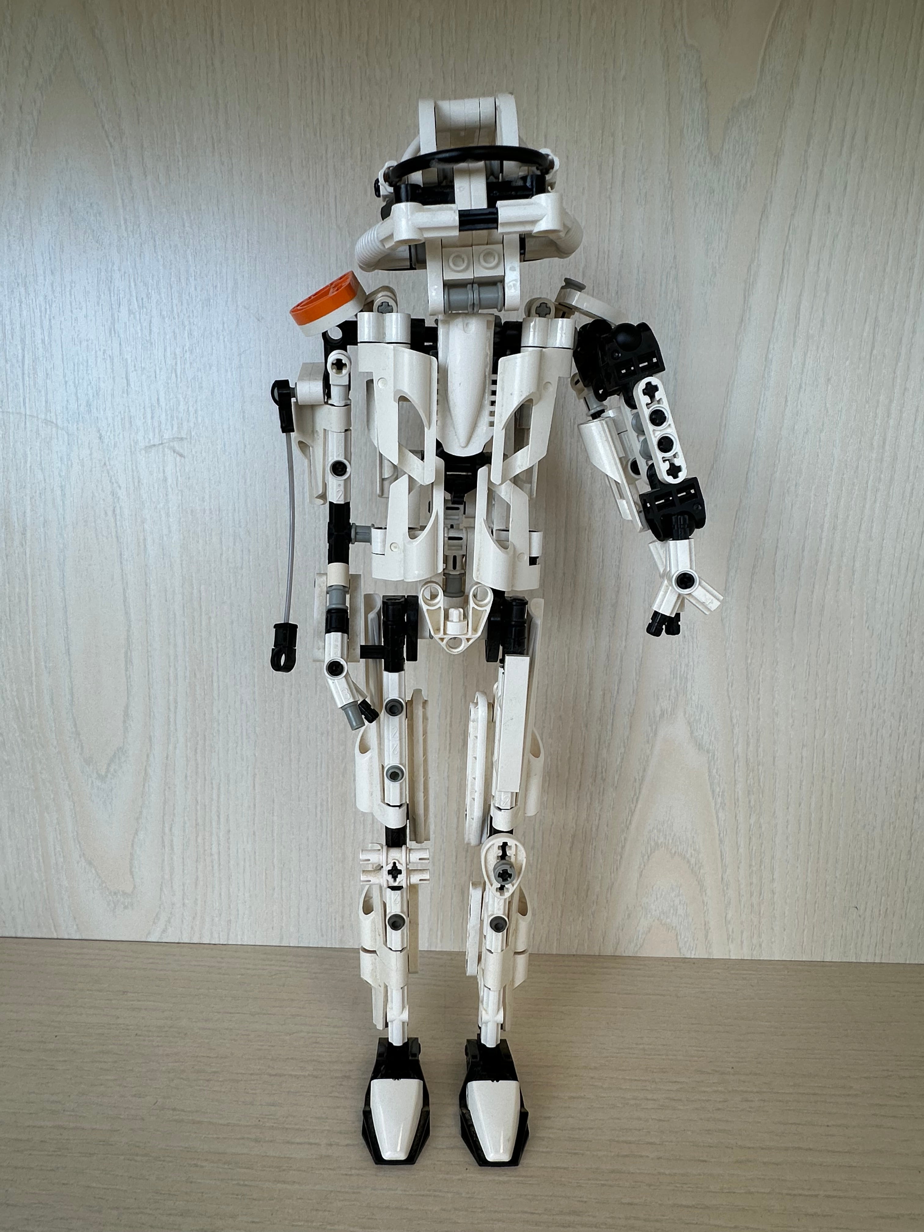 LEGO Technic Star Wars Stormtrooper 8008 Figur – 361 Teile, gut, weiß/schwarz