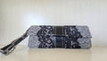 Escada Tweed & Lace Clutch – Schwarz/Weiß, abnehmbare Handschlaufe, wie neu